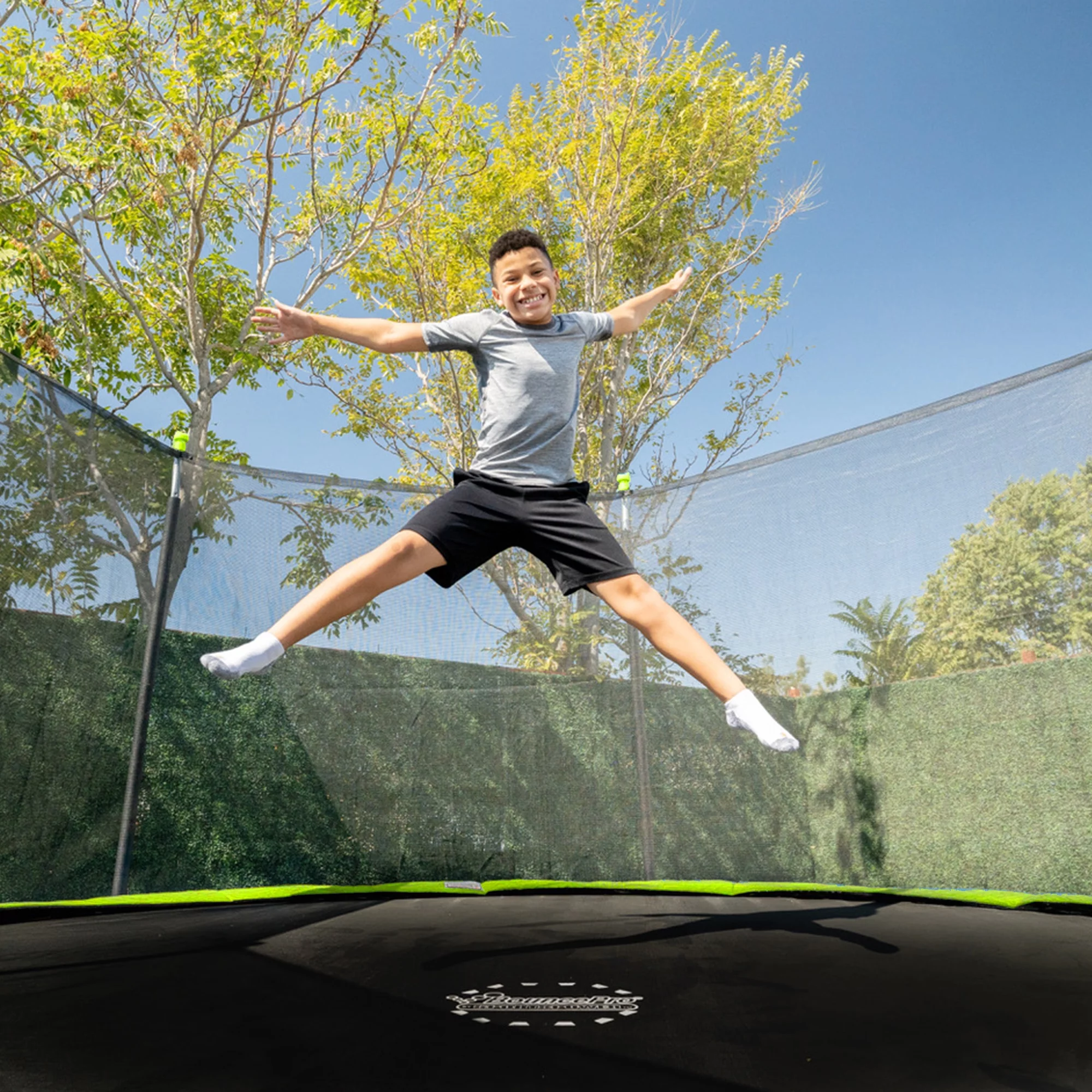Bounce Pro 14ft Trampoline With Enclosure Combo - Womvr