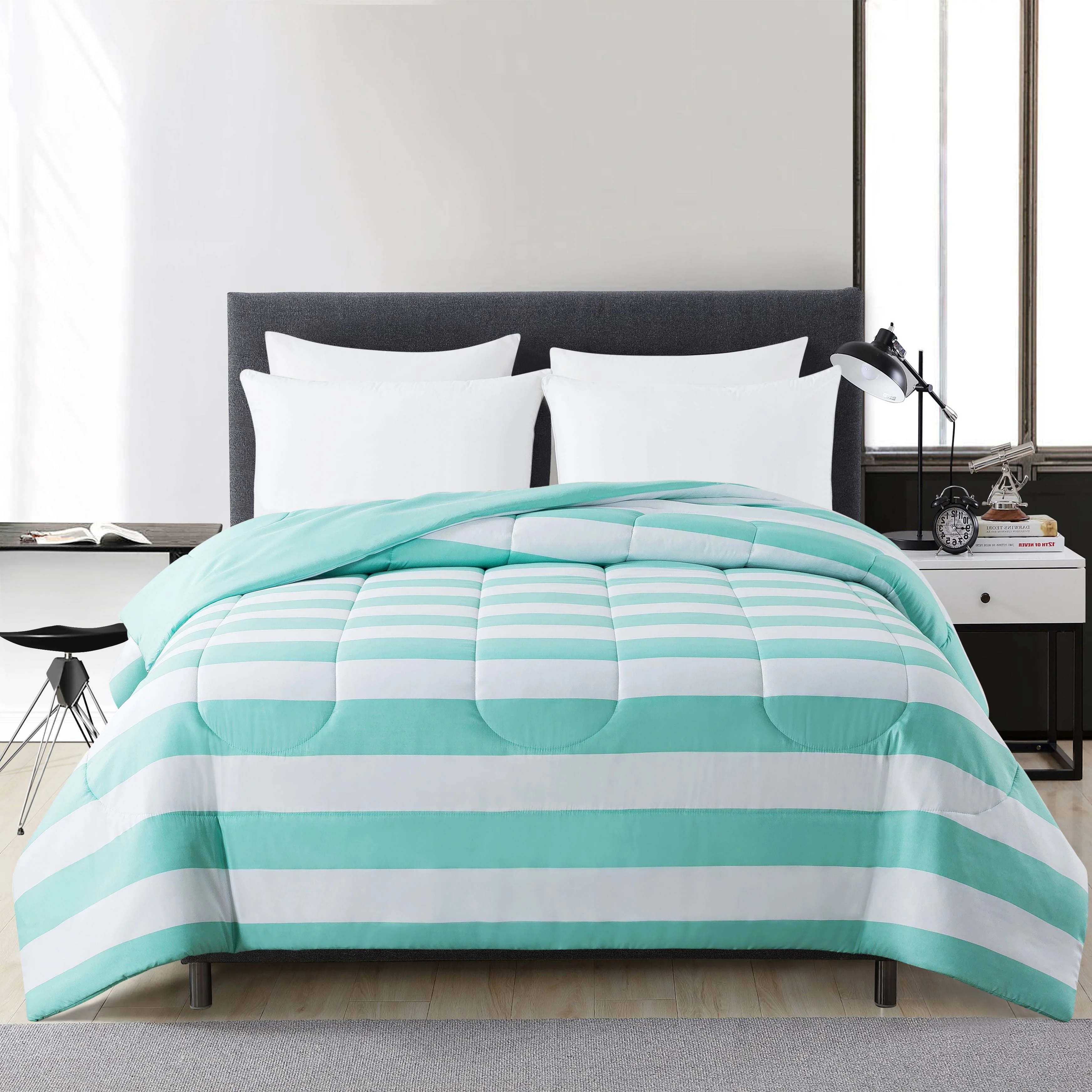Mainstays Reversible Microfiber Comforter, Navy, Twin/Twin XL, Adult, Unisex - Womvr