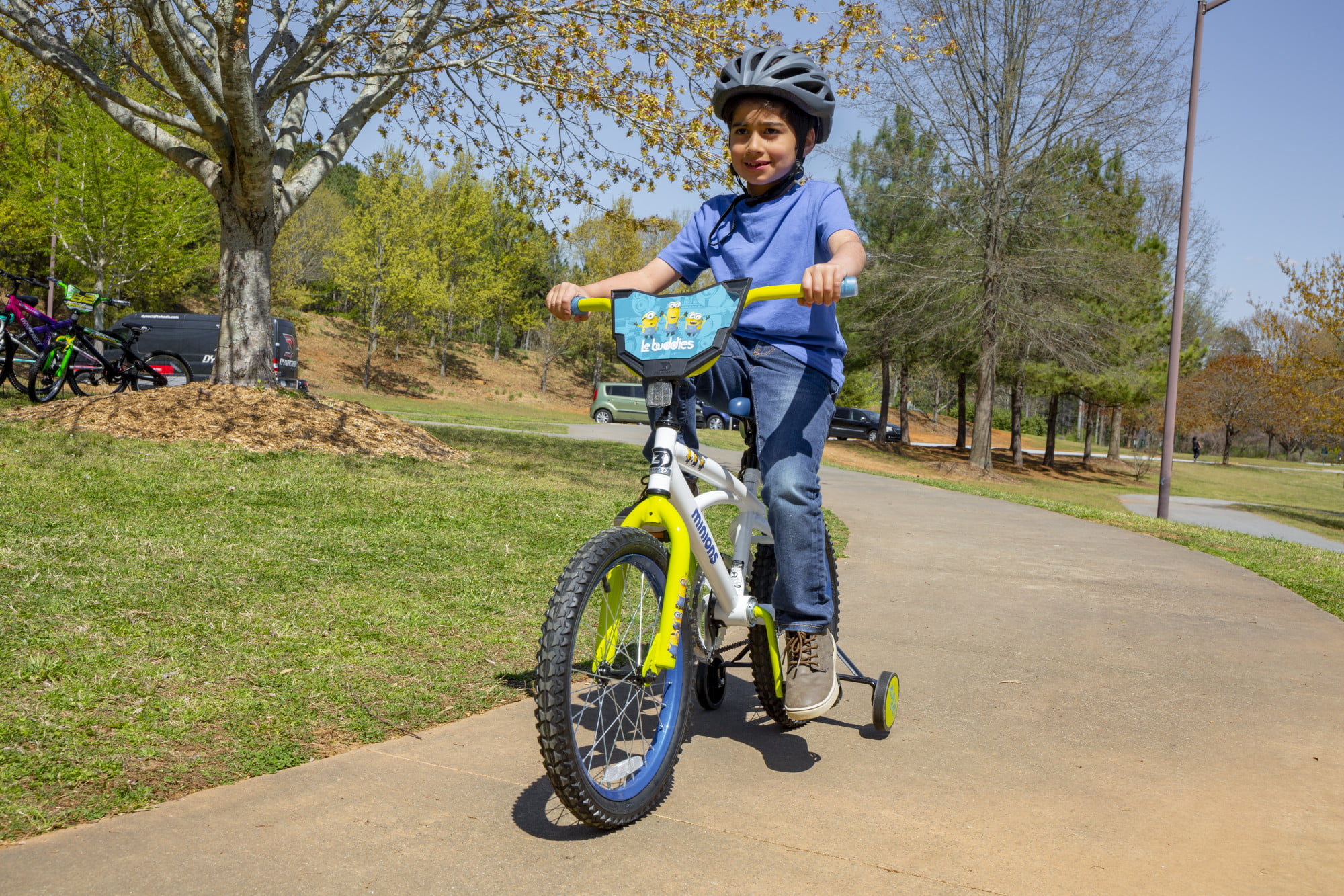 Dynacraft Minions 18-Inch Unisex BMX Bike For Age 6-9 Years - Womvr