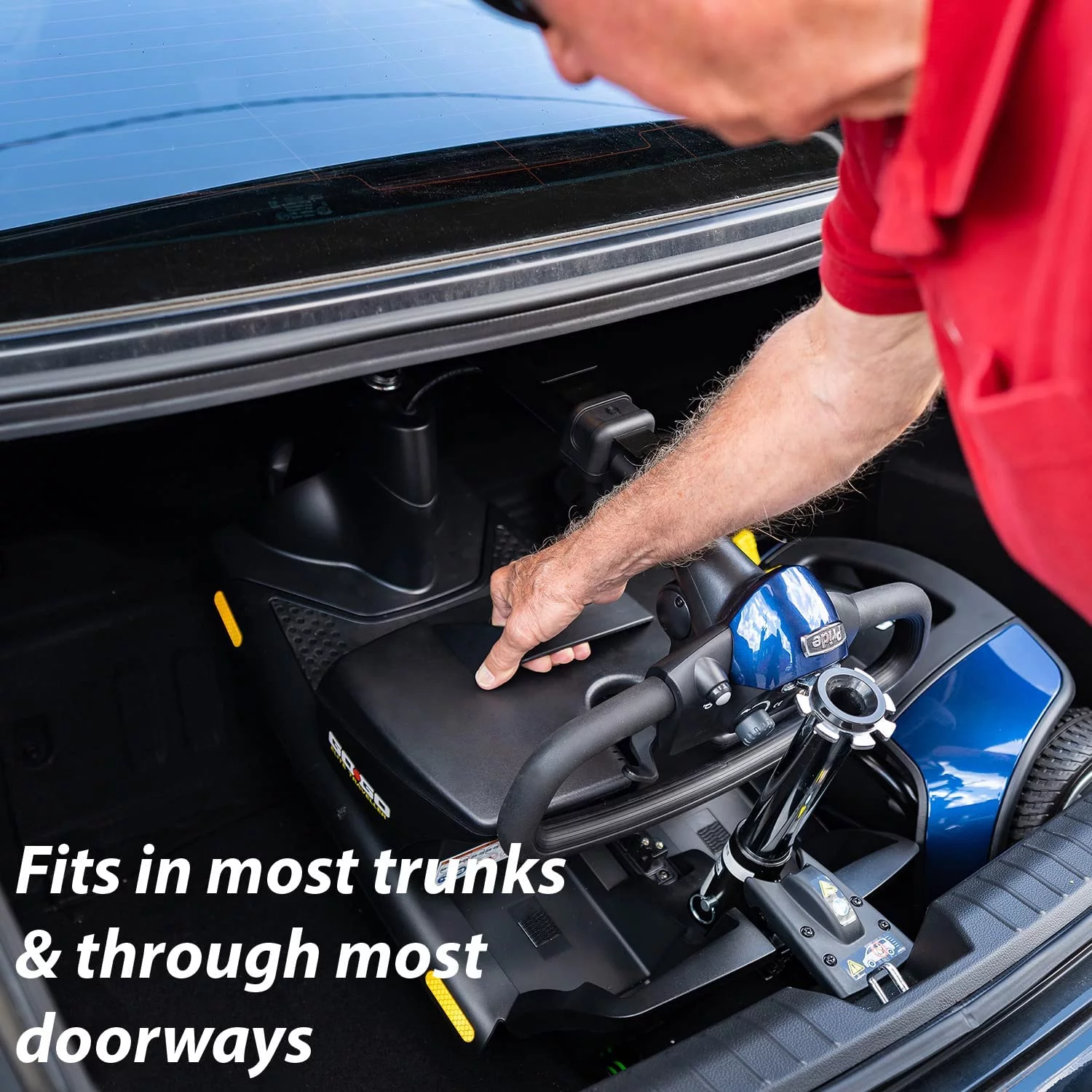 Pride Mobility Go-Go Elite Traveller 3-Wheel SC40E w/ 18 AH Mobility Scooter, Red - Womvr