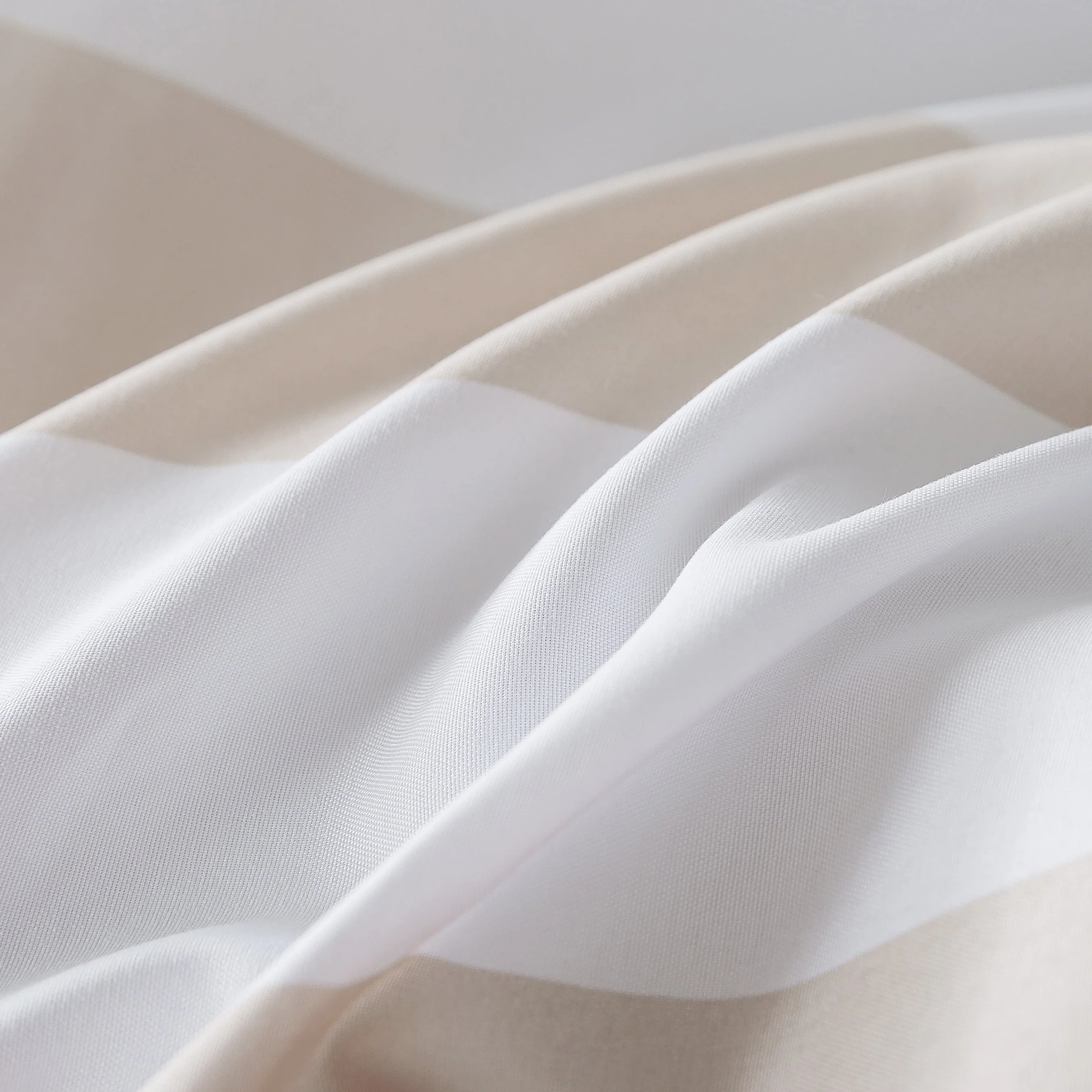 Mainstays Reversible Microfiber Comforter, Navy, Twin/Twin XL, Adult, Unisex - Womvr