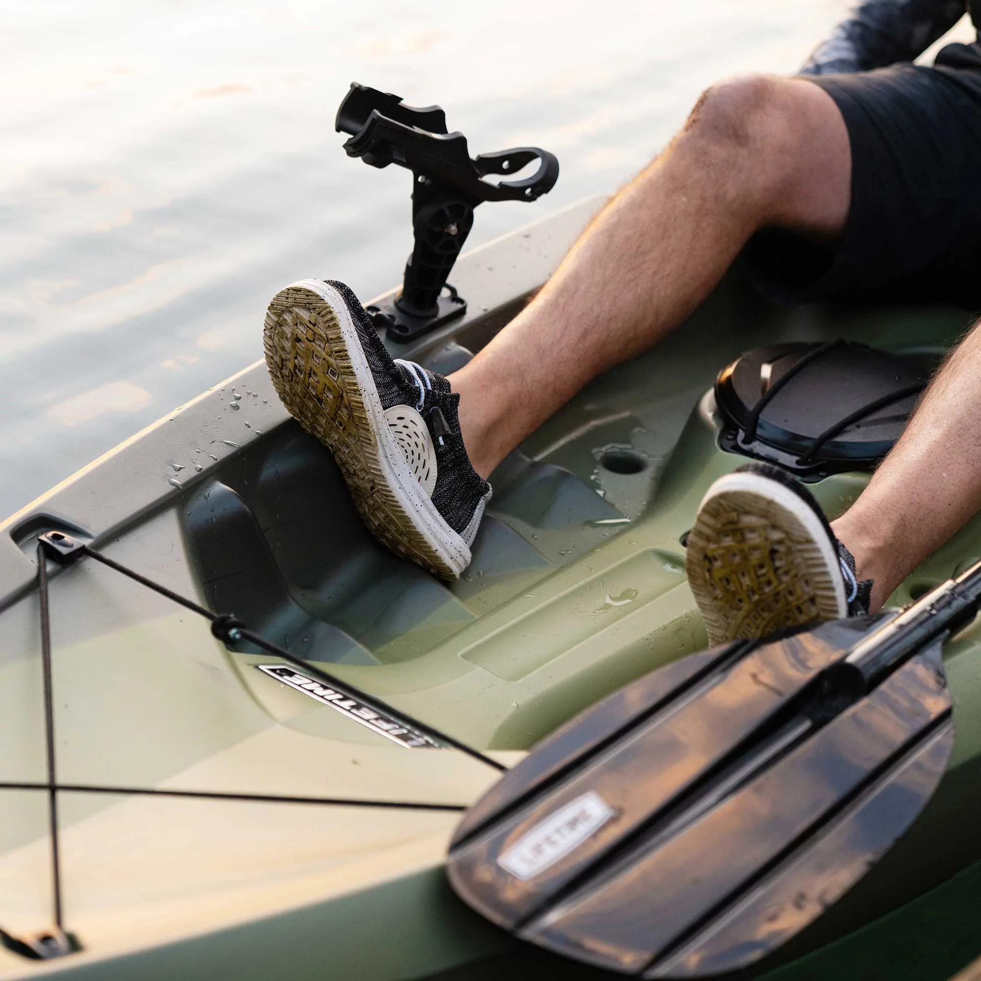 Lifetime Tamarack Angler 100 Fishing Kayak - Olive Green (90539) - Womvr