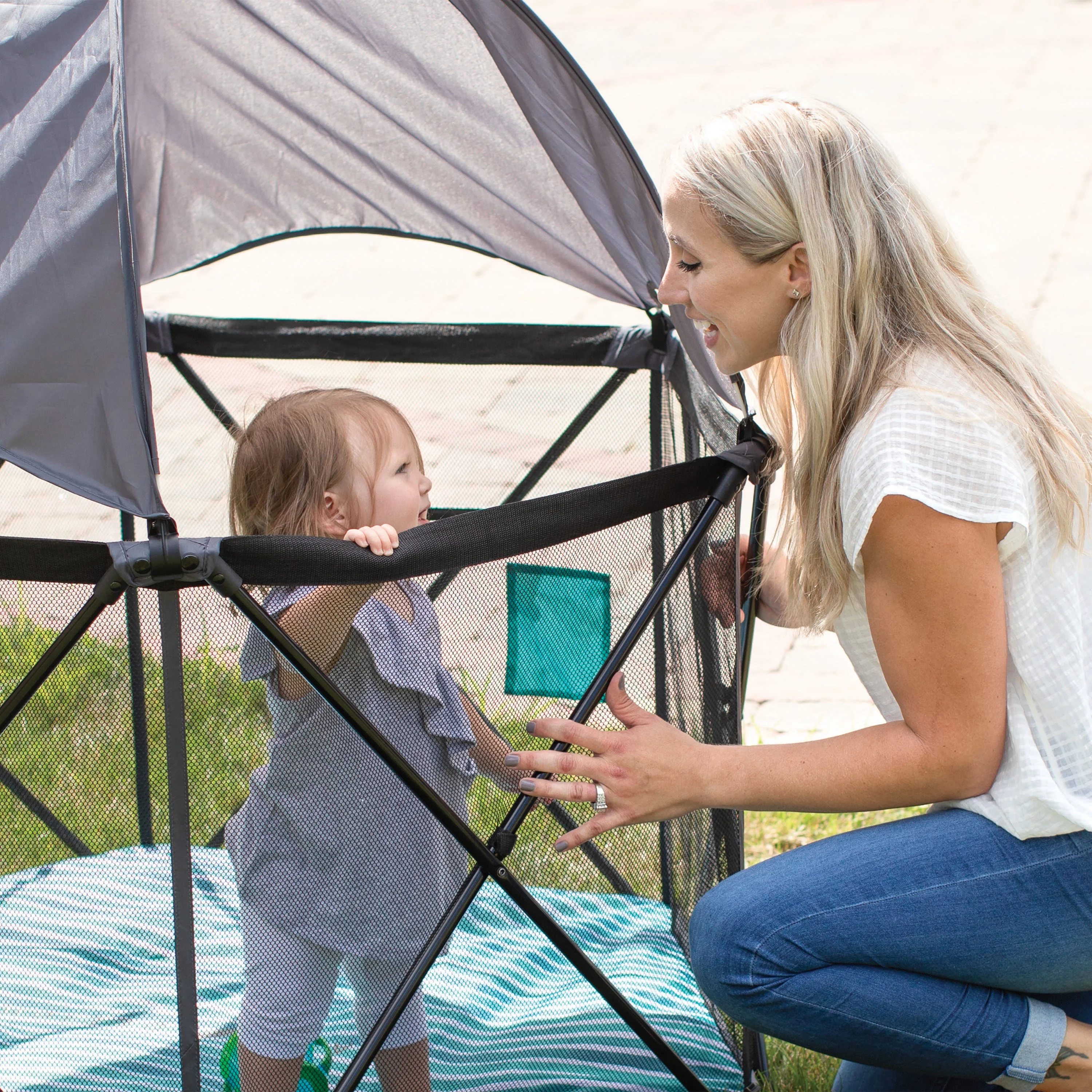 Baby Delight Go with Me Eclipse Portable Playard with Canopy, Indoor/Outdoor, Stripe, Unisex - Womvr