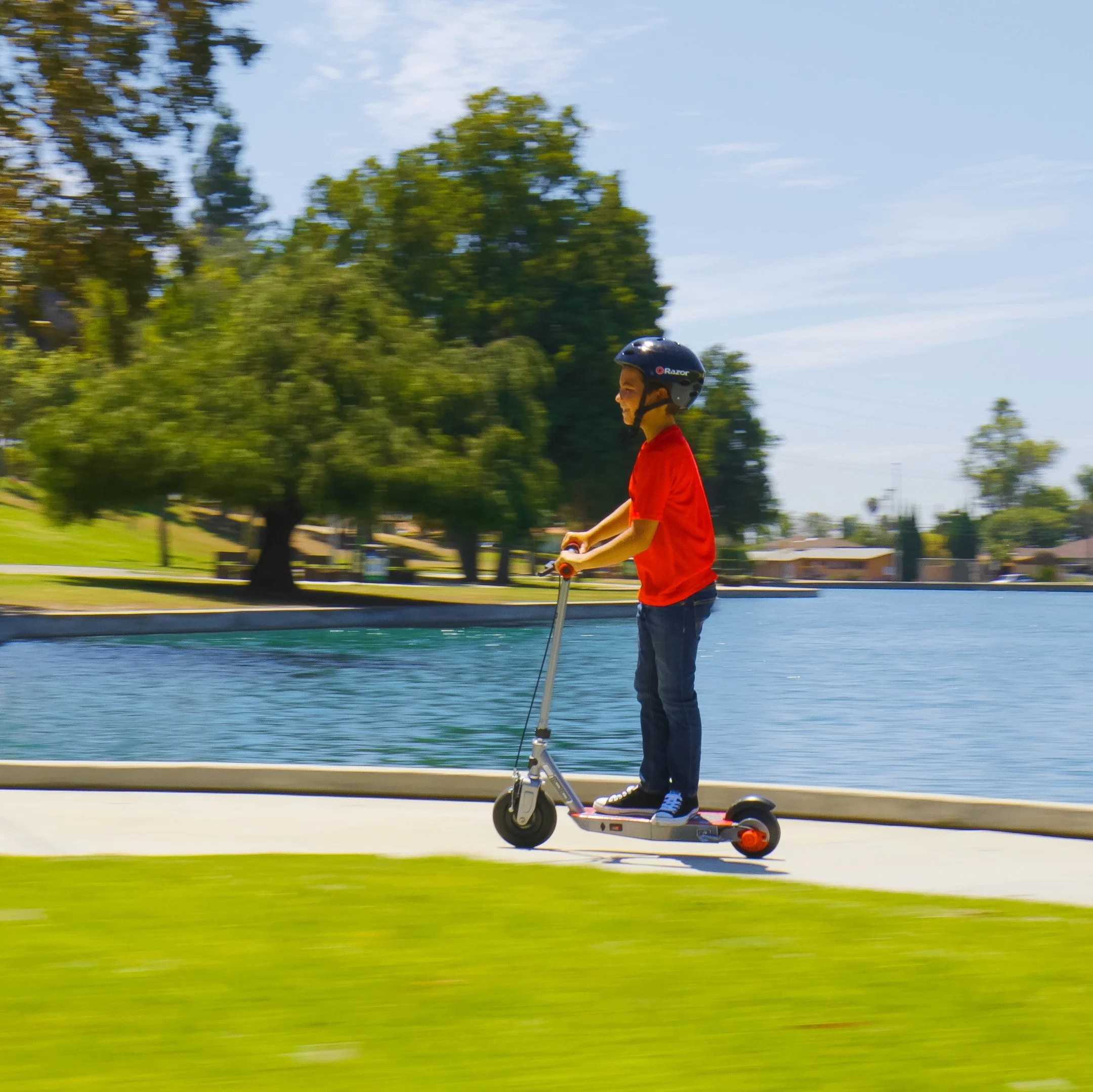 Razor Black Label E100 Electric Scooter – Blue, up to 10 mph, 8