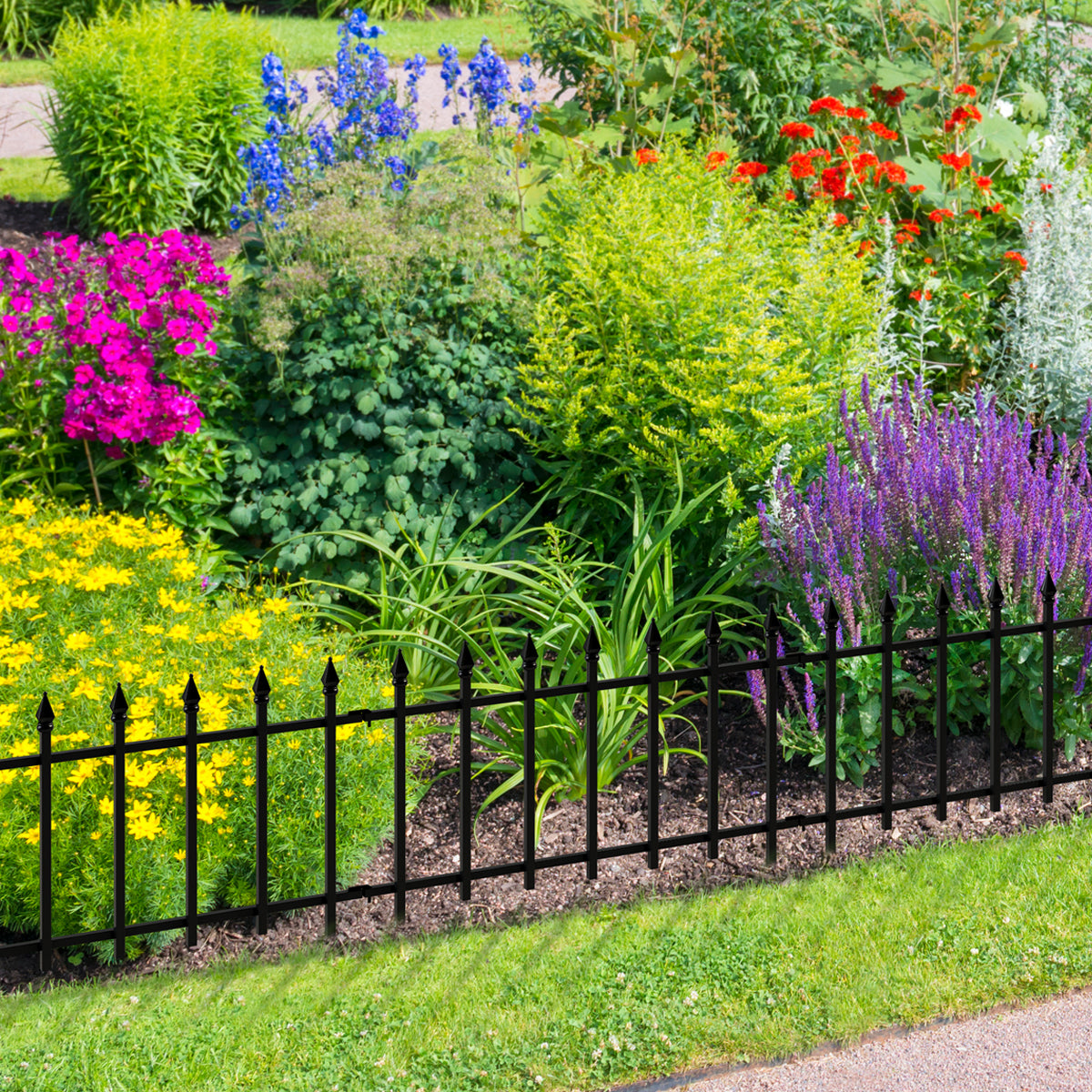 Expert Gardener Empire Black Powder Coated Steel Garden Border 22.5 inches W x 18 inches H - Womvr