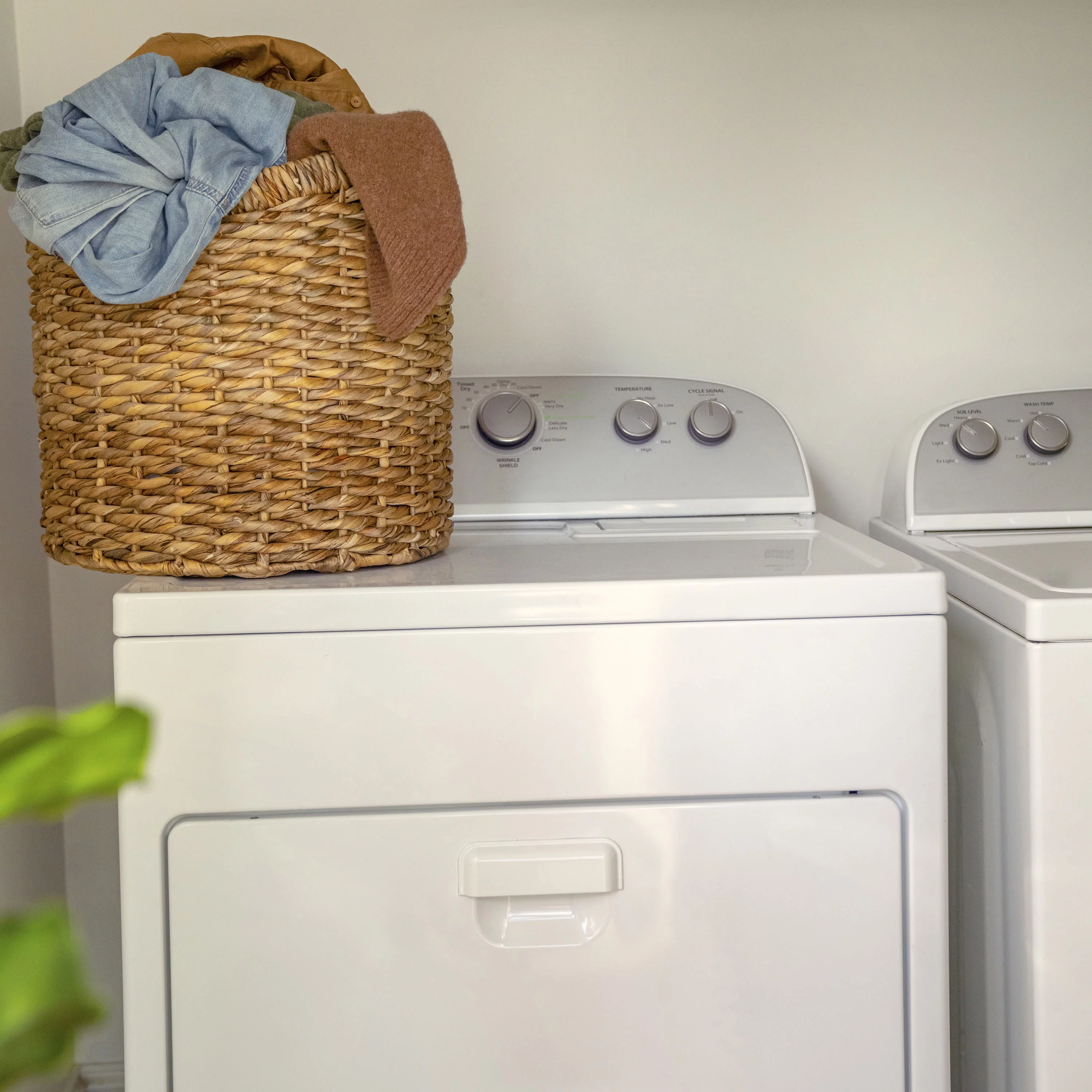 Ingenuity Keep Cozy 3-in-1 Vibrating Infant & Toddler Baby Bouncer and Rocker Chair, Gray - Womvr