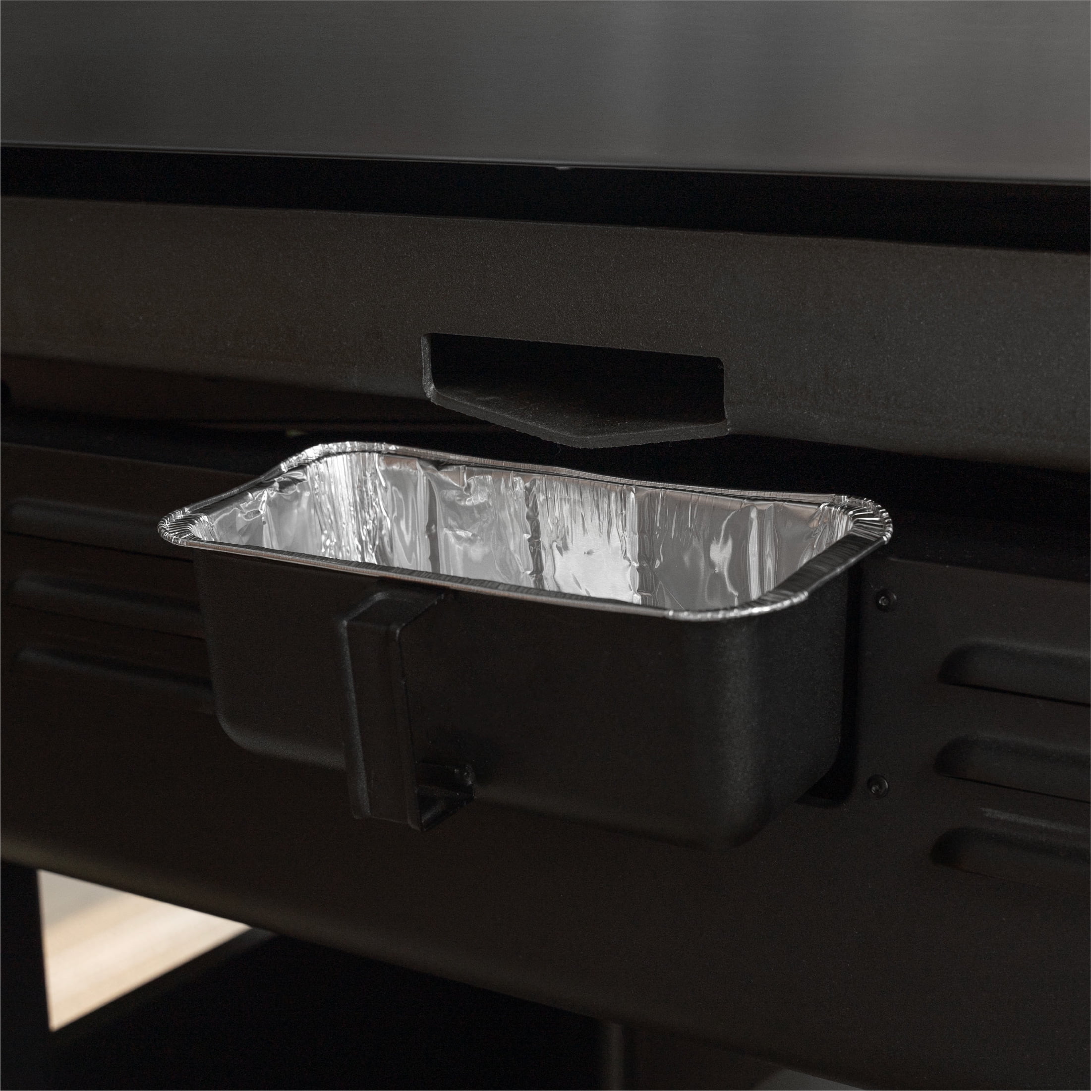 Blackstone ProSeries 3-Burner 28” XL Propane Griddle with Stainless Steel Cabinet and Hood - Womvr