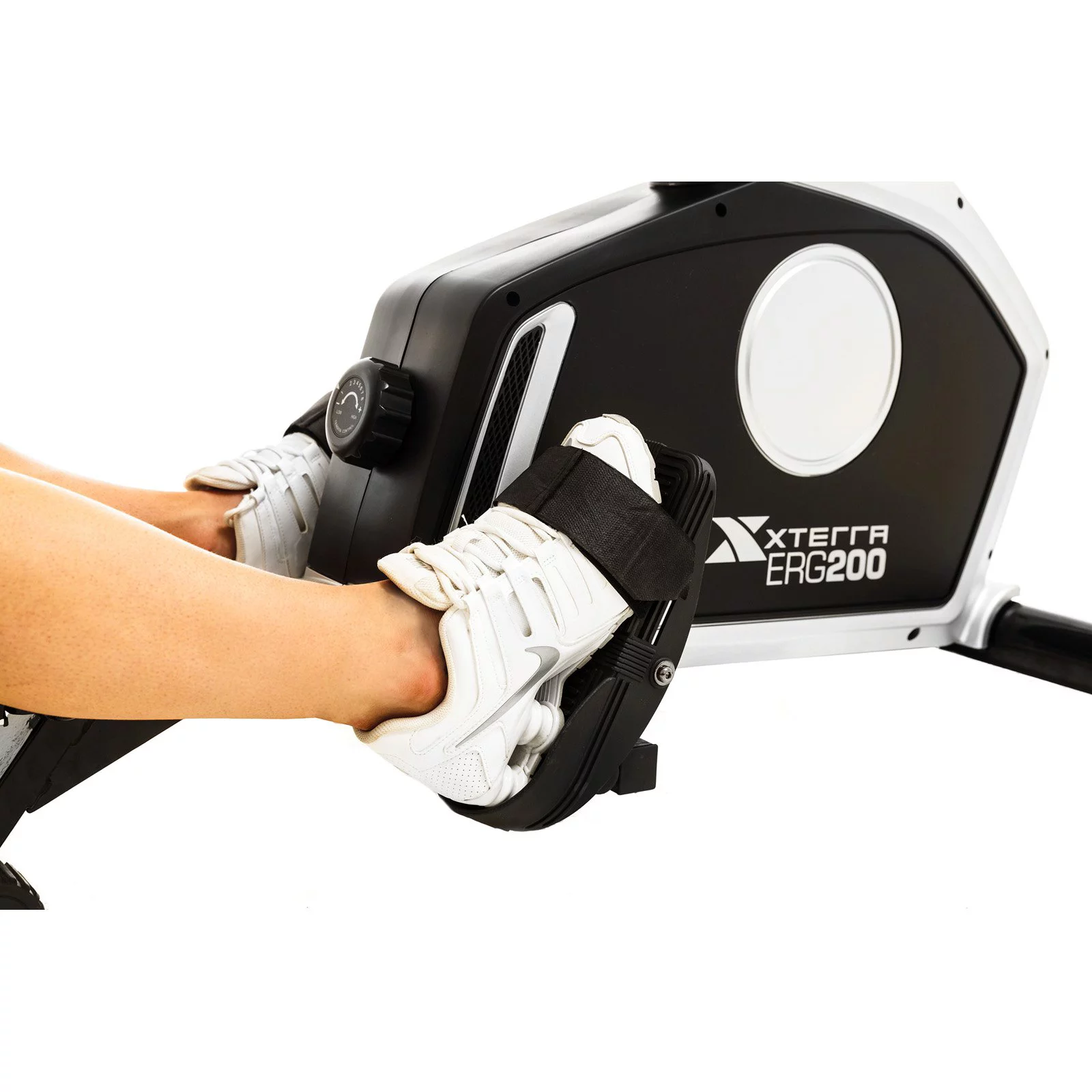 XTERRA Fitness ERG200 Folding Rowing Machine with 8 Magnetic Resistance Levels - Womvr