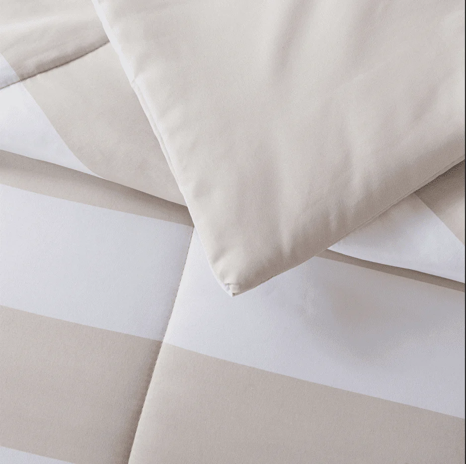 Mainstays Reversible Microfiber Comforter, Navy, Twin/Twin XL, Adult, Unisex - Womvr