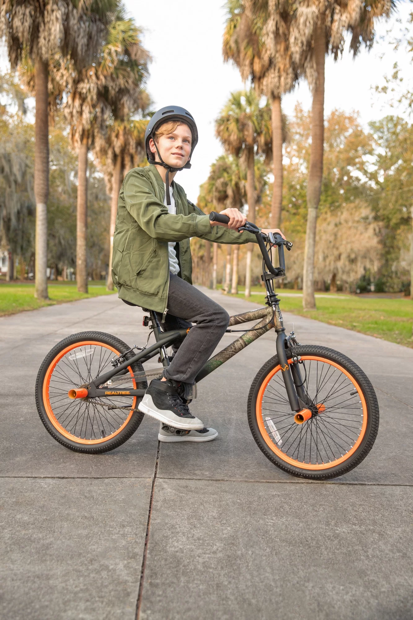 Dynacraft Realtree 20-inch Boys BMX Bike for Age 7-14 Years - Womvr