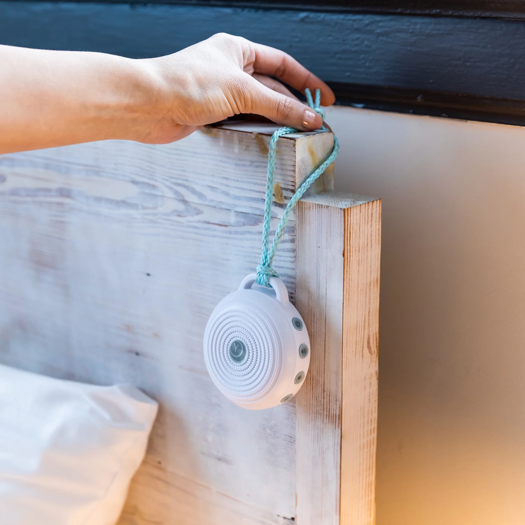 Yogasleep Rohm Portable White Noise Sleep Sound Machine, White - Womvr