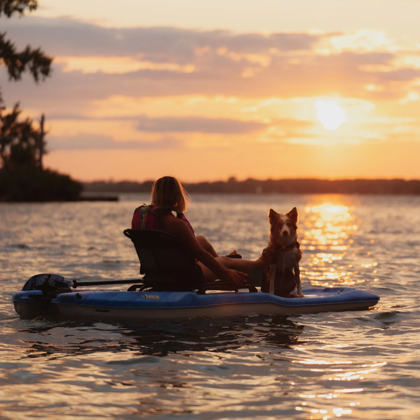 Pelican - Getaway 100 HDII - Sit-on-Top Recreational Pedal Kayak - 10 ft - Vapor Deep Blue/White - Womvr