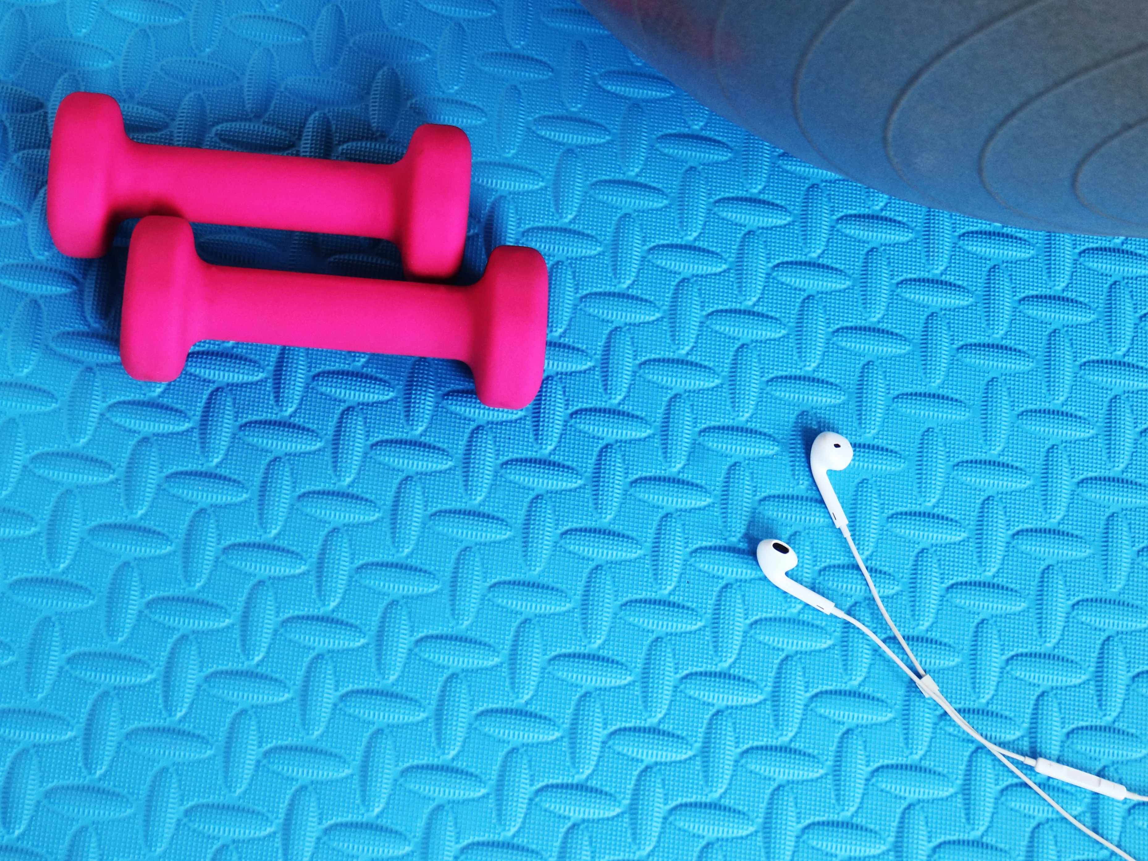 BalanceFrom 1 In. Thick Flooring Puzzle Exercise Mat with High Quality EVA Foam Interlocking Tiles, 18 Piece, 72 Sq Ft. Black - Womvr