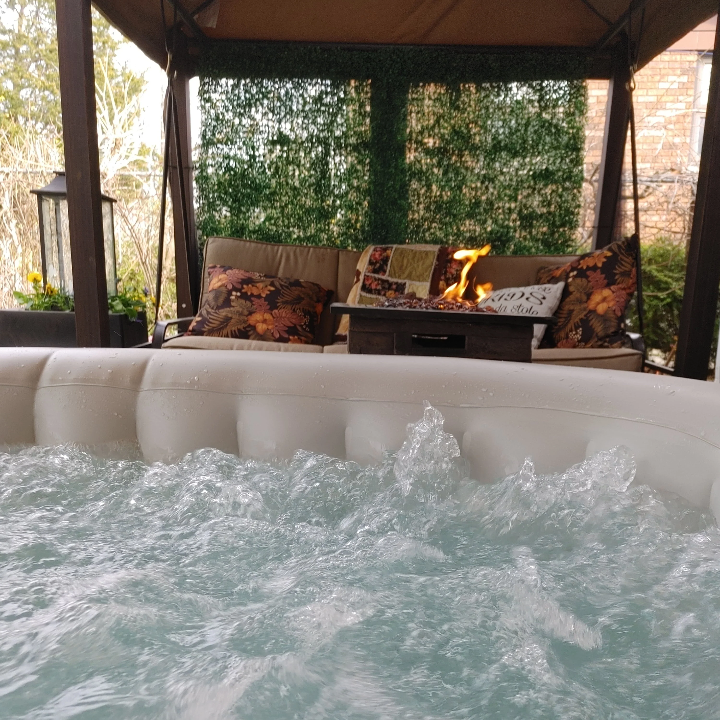 ALEKO 145 Gallon 2 Person Brown Oval Inflatable Jetted Hot Tub with Cover - Womvr