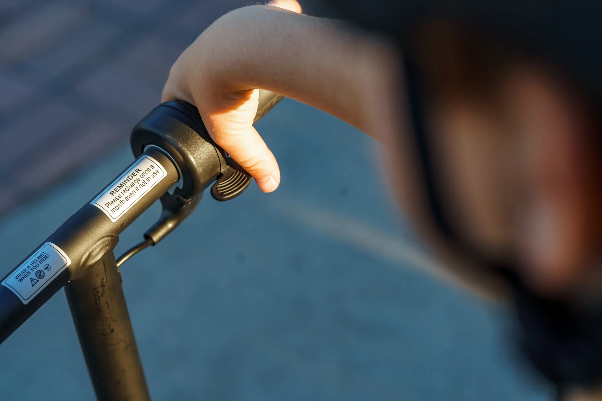 Hyper Toys 12V Jammer Electric Scooter Ride on for Kids, 10 mph Max Speed, for Ages 8+ - Womvr