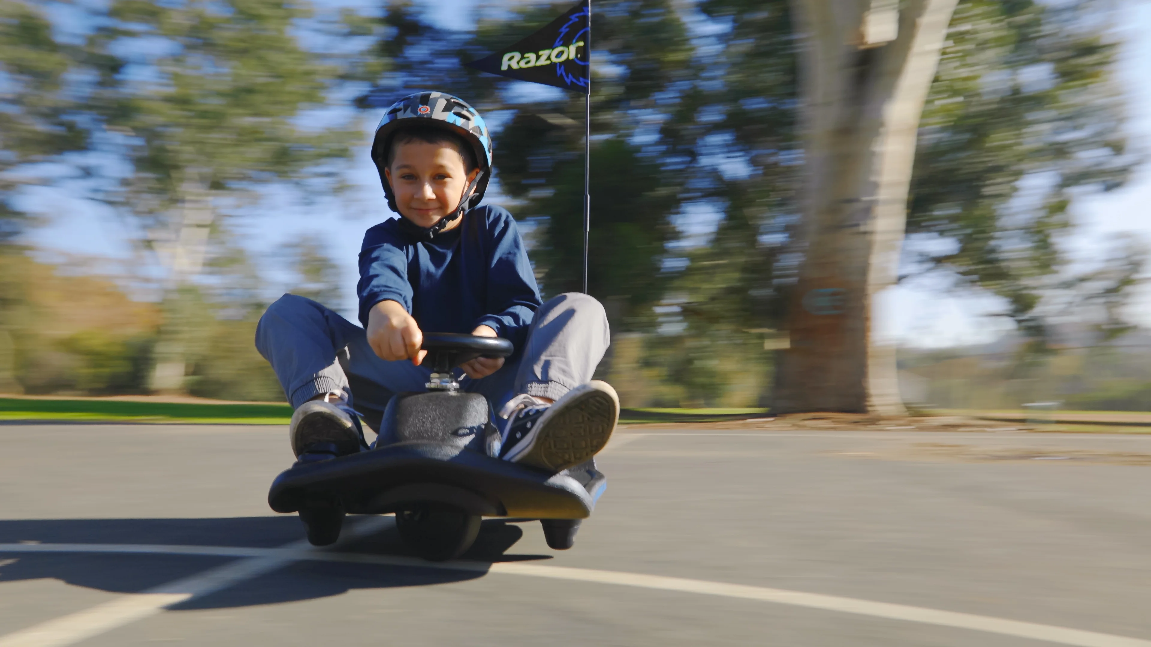 Razor Crazy Cart Shift - Blue, Electric Drifting Go Kart for Kids - 12V Powered Ride-On, Unisex - Womvr