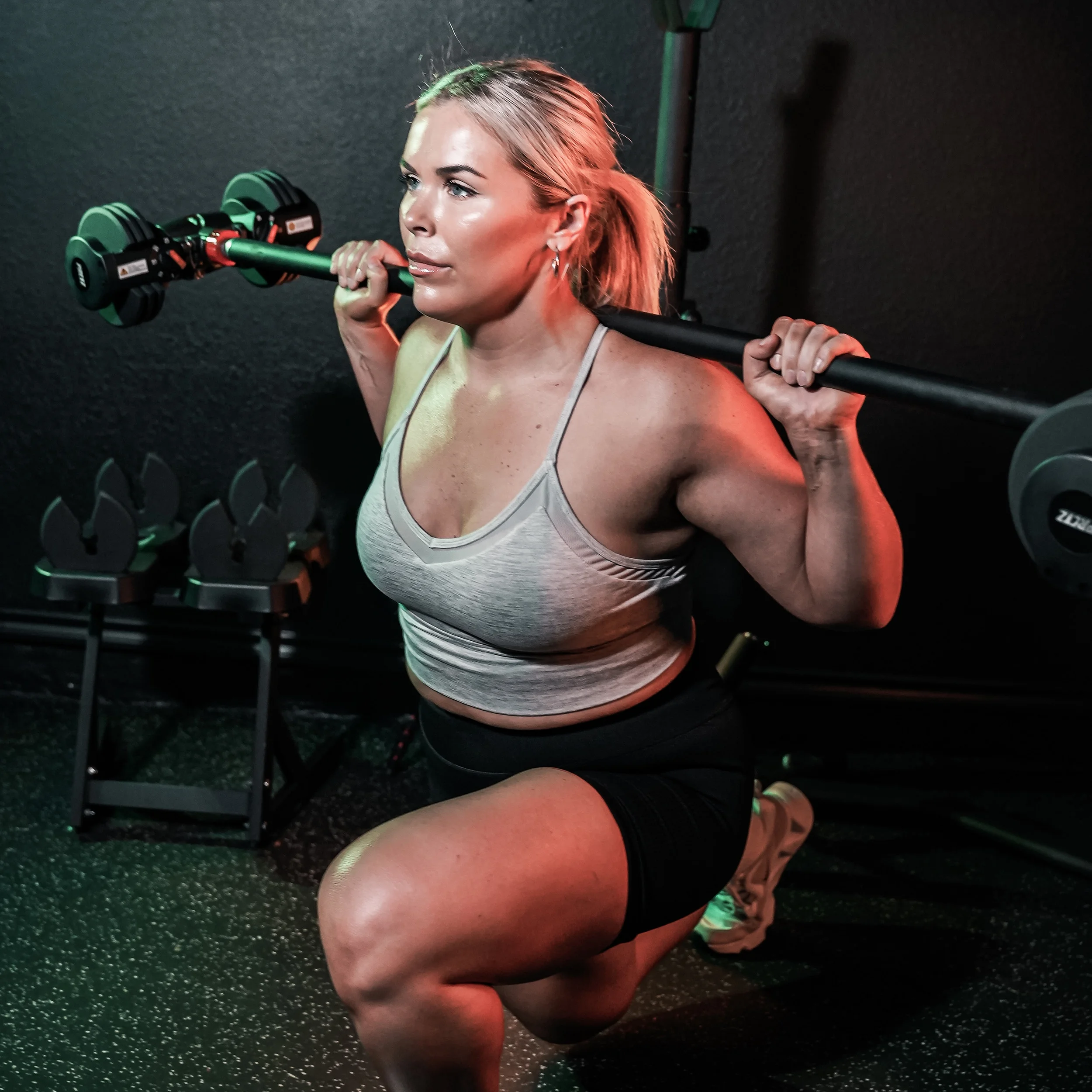 PRCTZ Modular Weightlifting Barbell, Adjustable Dumbbell to Barbell Converter, up to 200 lb. Capacity - Womvr