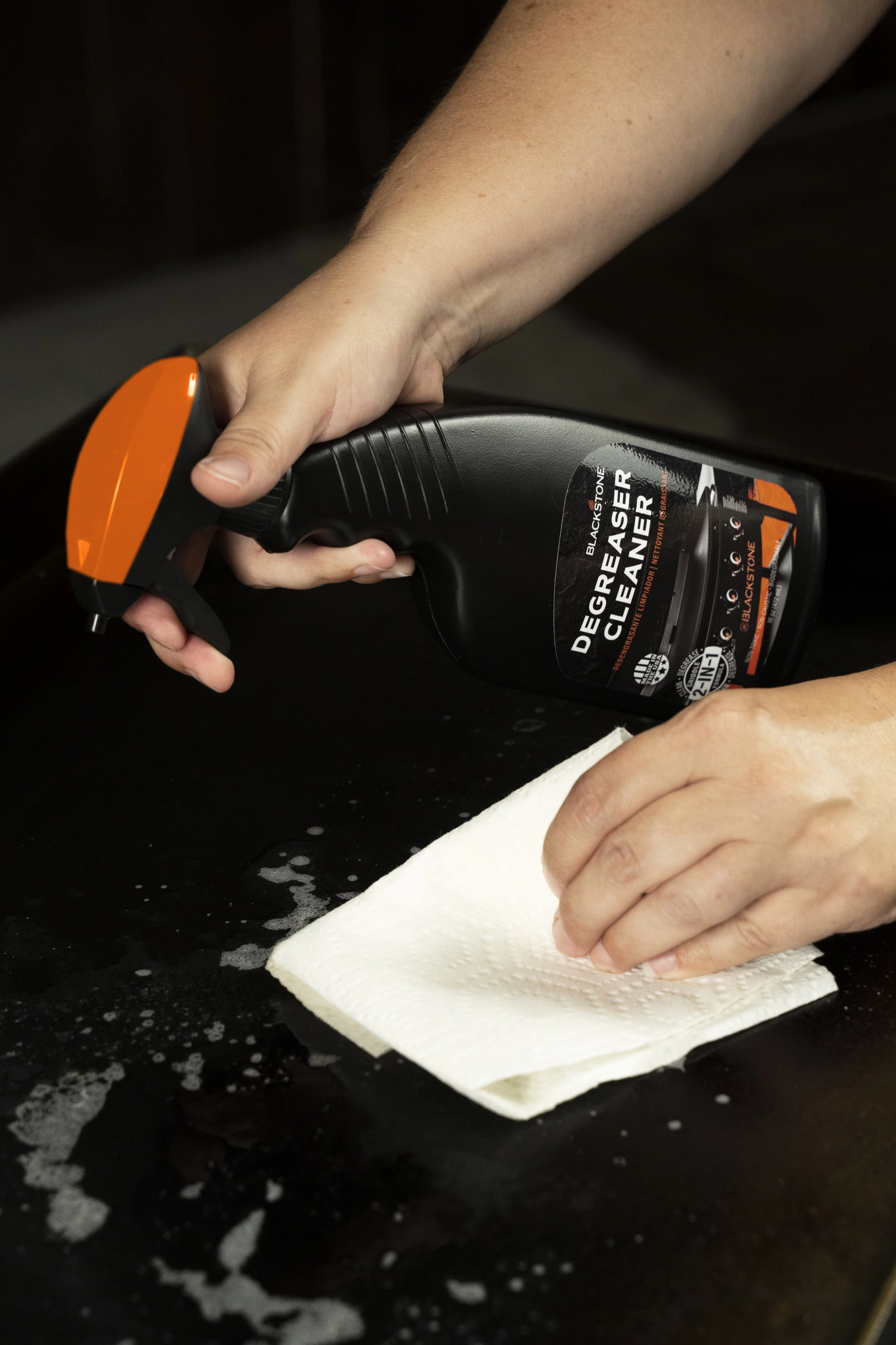 Blackstone 2-in-1 Griddle Degreaser and Cleaning Spray, 16 oz - Womvr