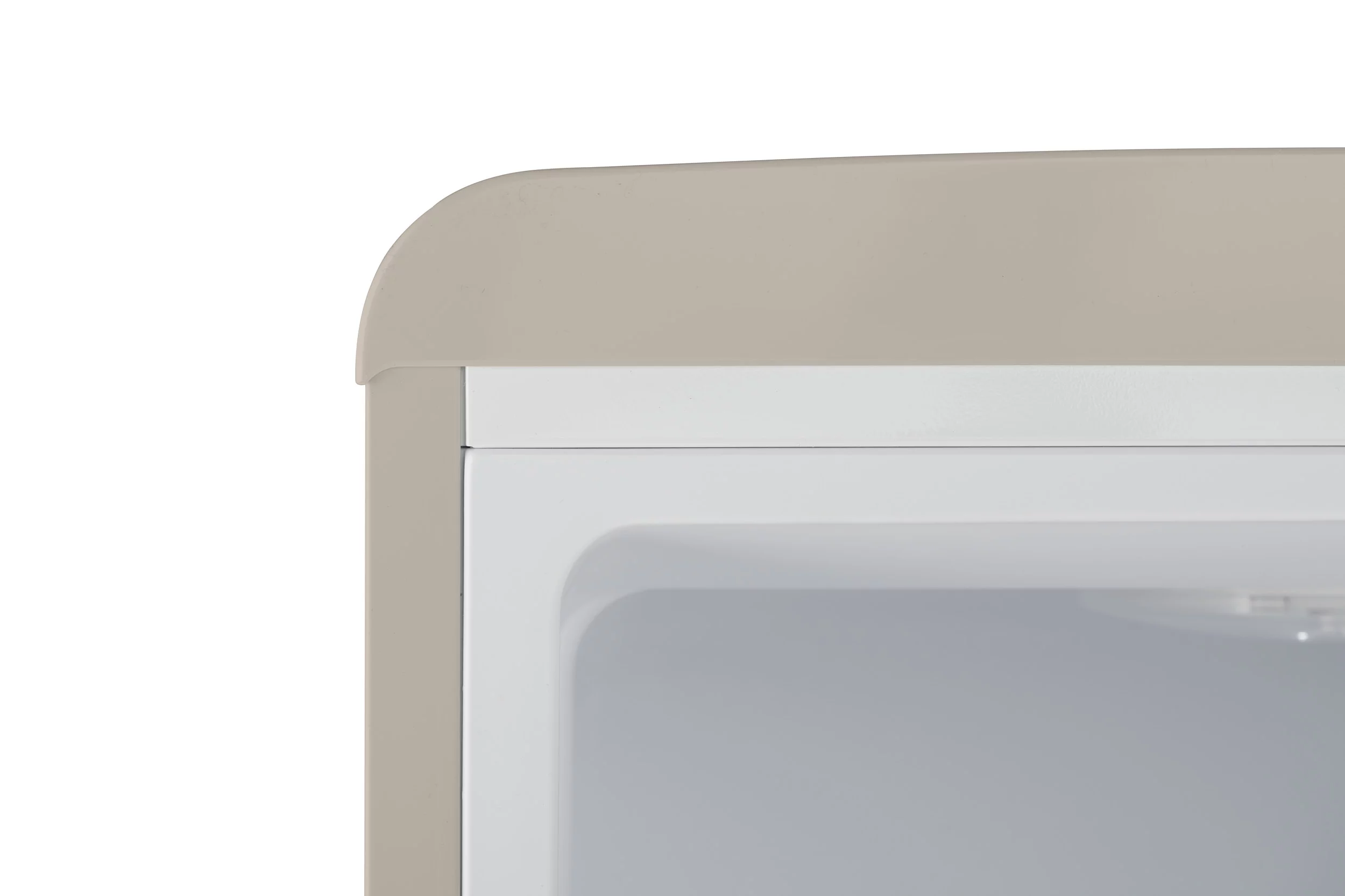 iio 7 cu. ft. Retro refrigerator with bottom freezer - Womvr