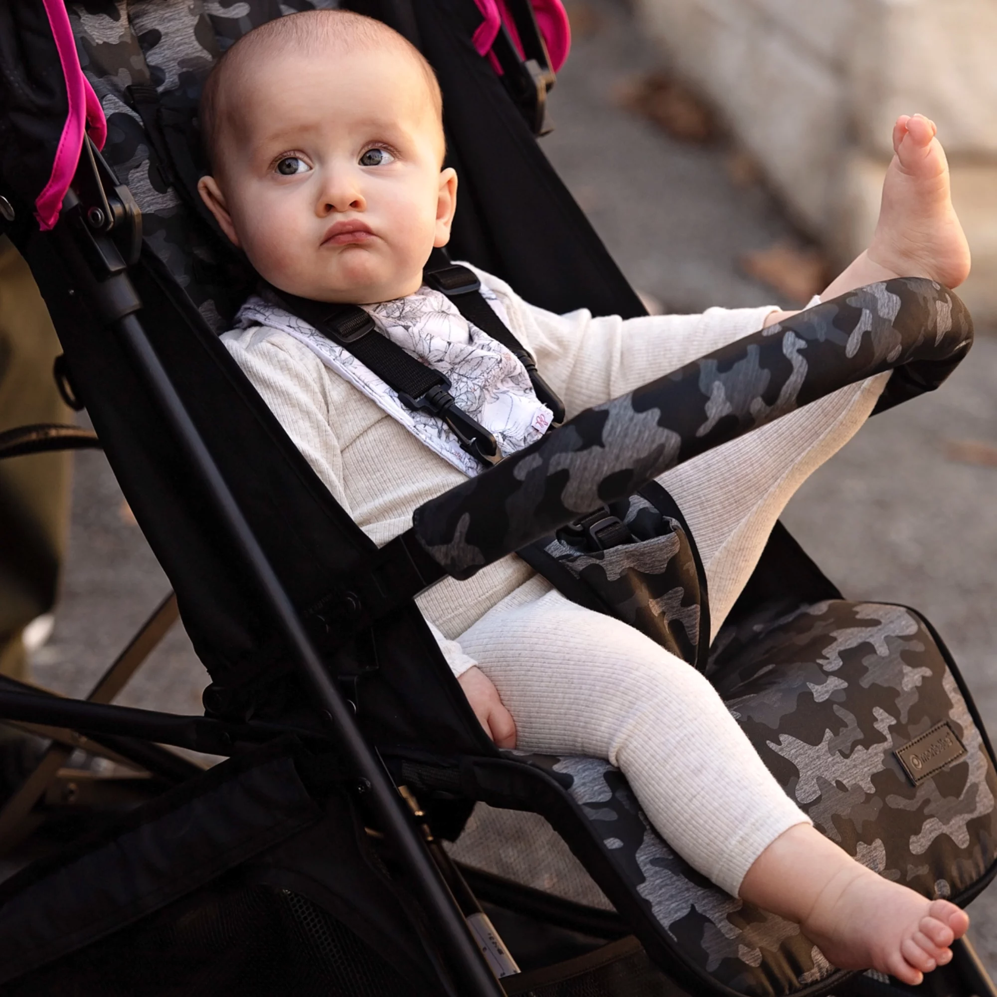 Monbebe Breeze Lightweight Compact Baby Stroller - Heather Camo - Womvr