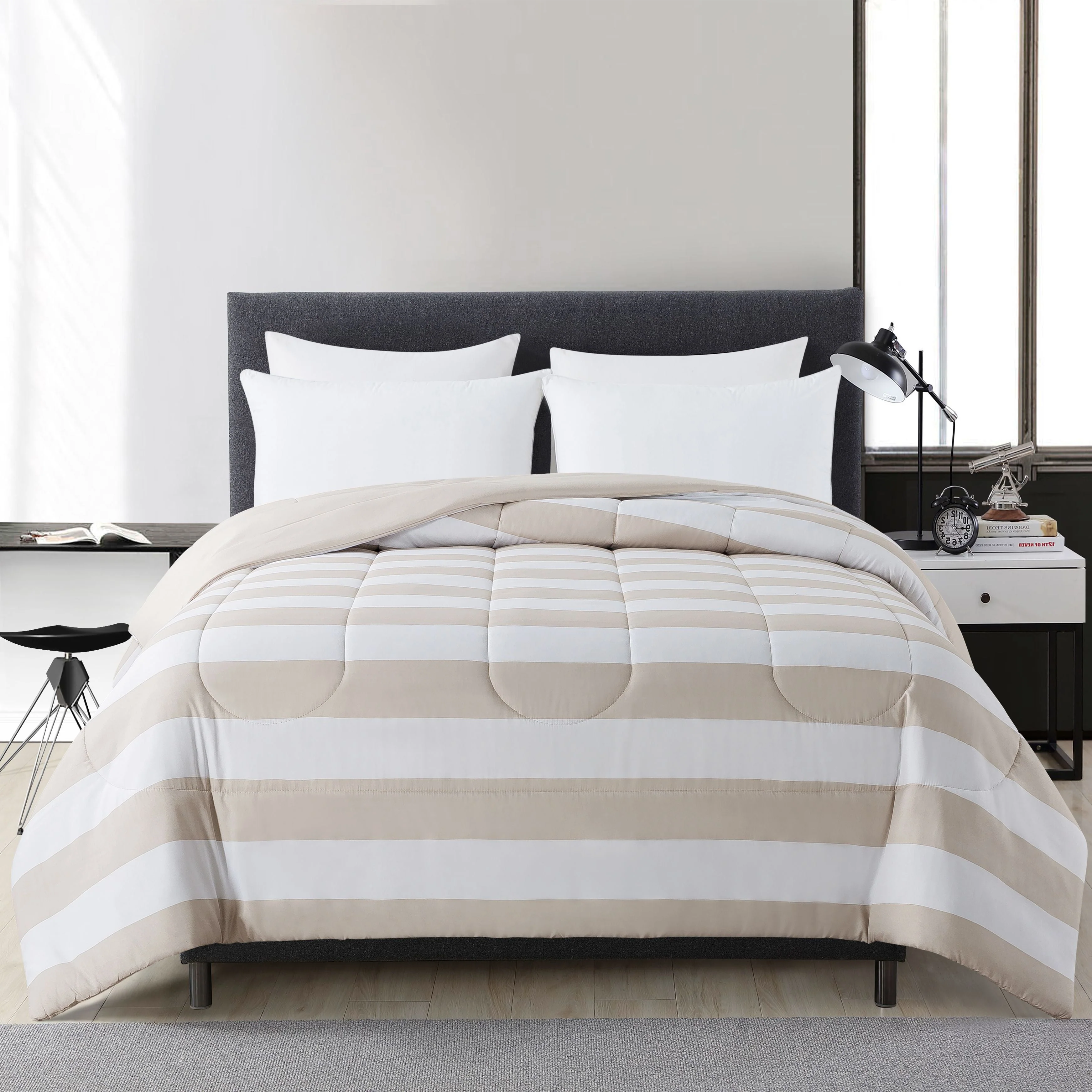 Mainstays Reversible Microfiber Comforter, Navy, Twin/Twin XL, Adult, Unisex - Womvr