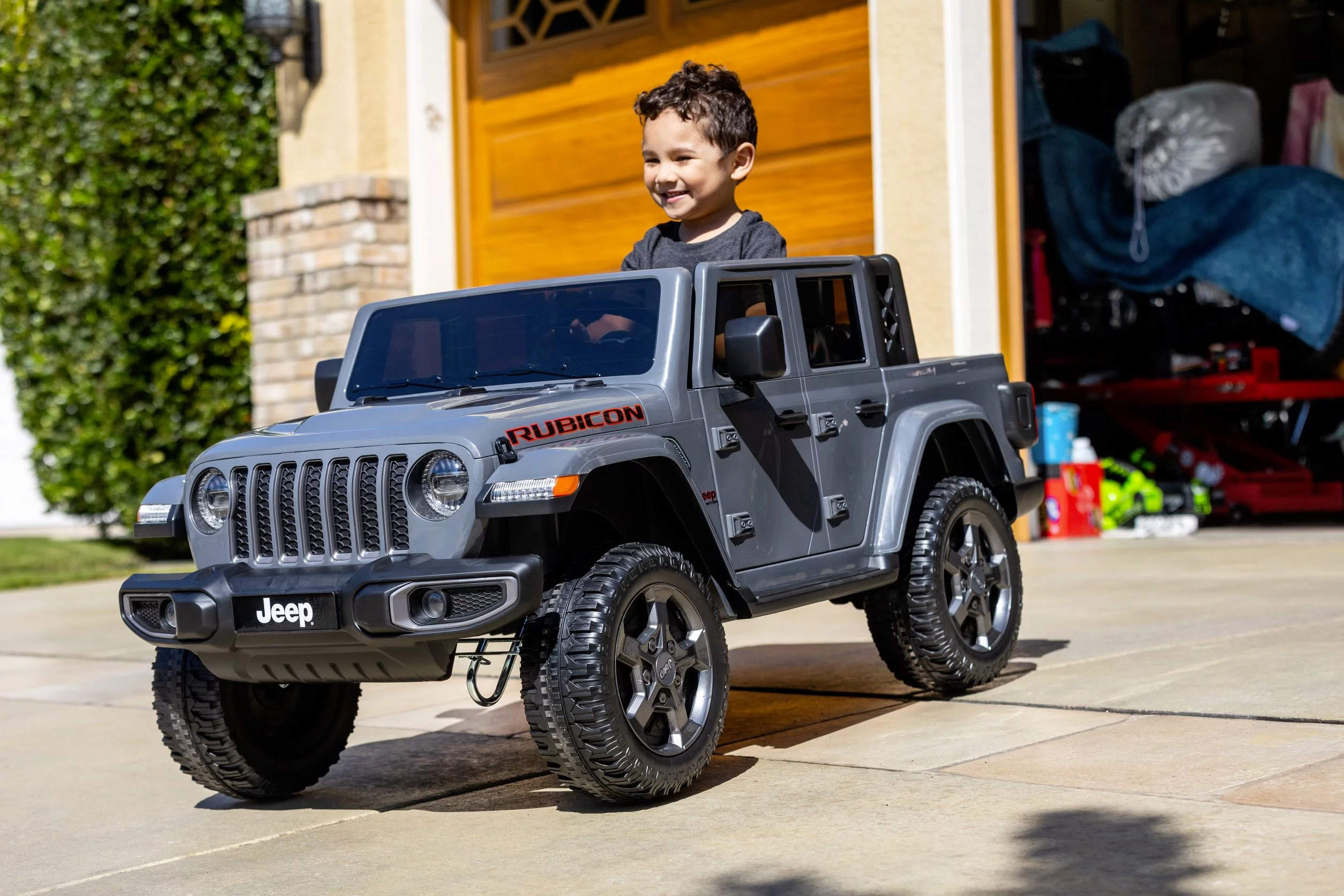 12V Jeep Gladiator Battery Powered Ride-on by Hyper Toys, Grey, for a Child Ages 3-8 - Womvr