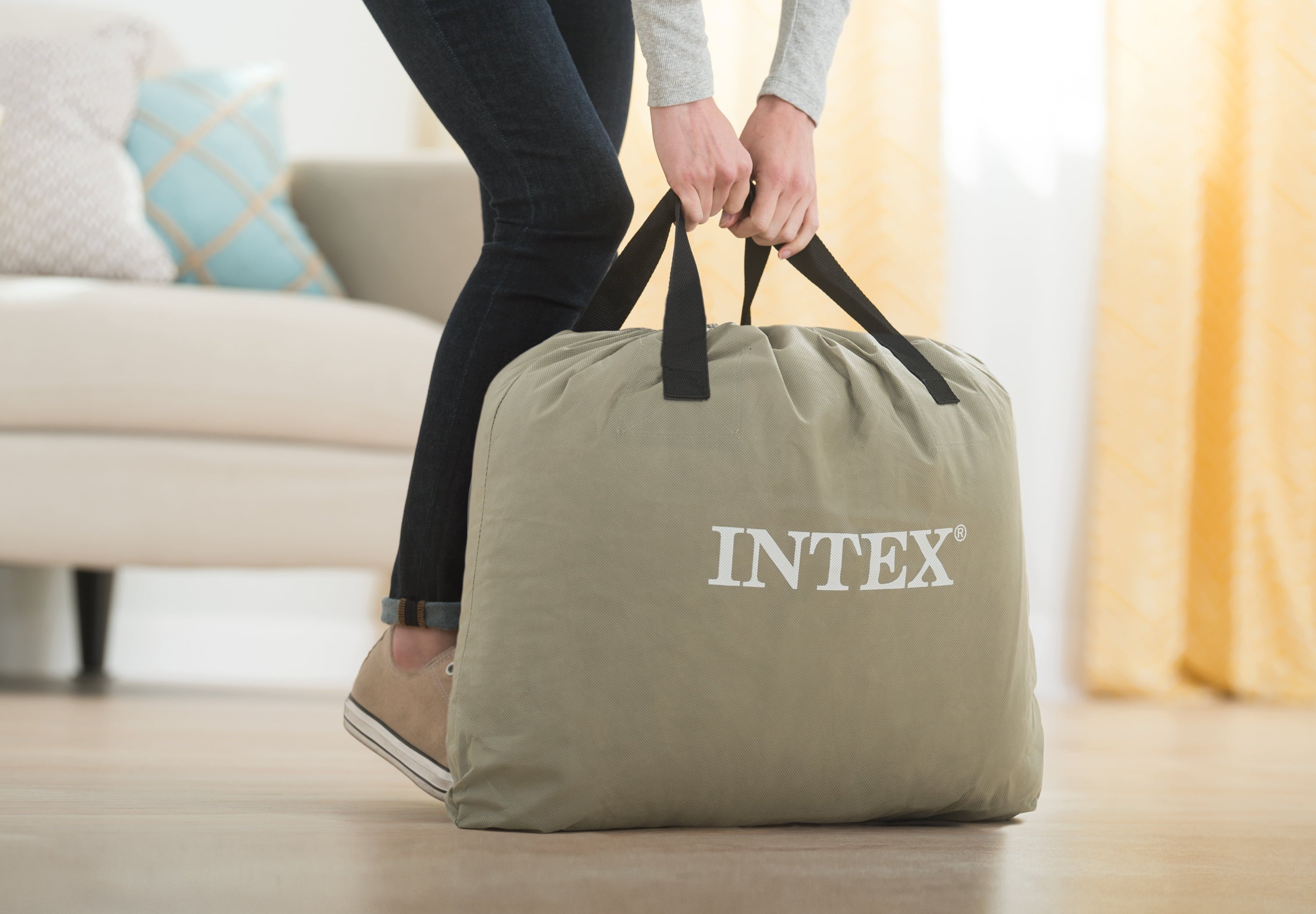 Intex -Queen Comfort Elevated Fiber-Tech Airbed - Womvr