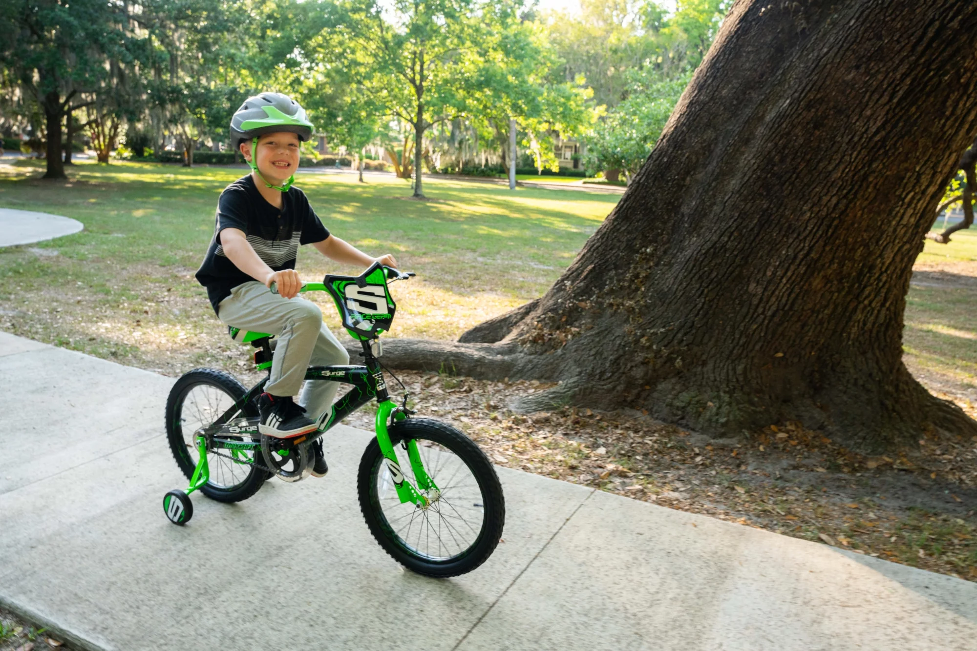 Dynacraft 18-inch Boys BMX Bike For Children Age 6-9 years - Womvr