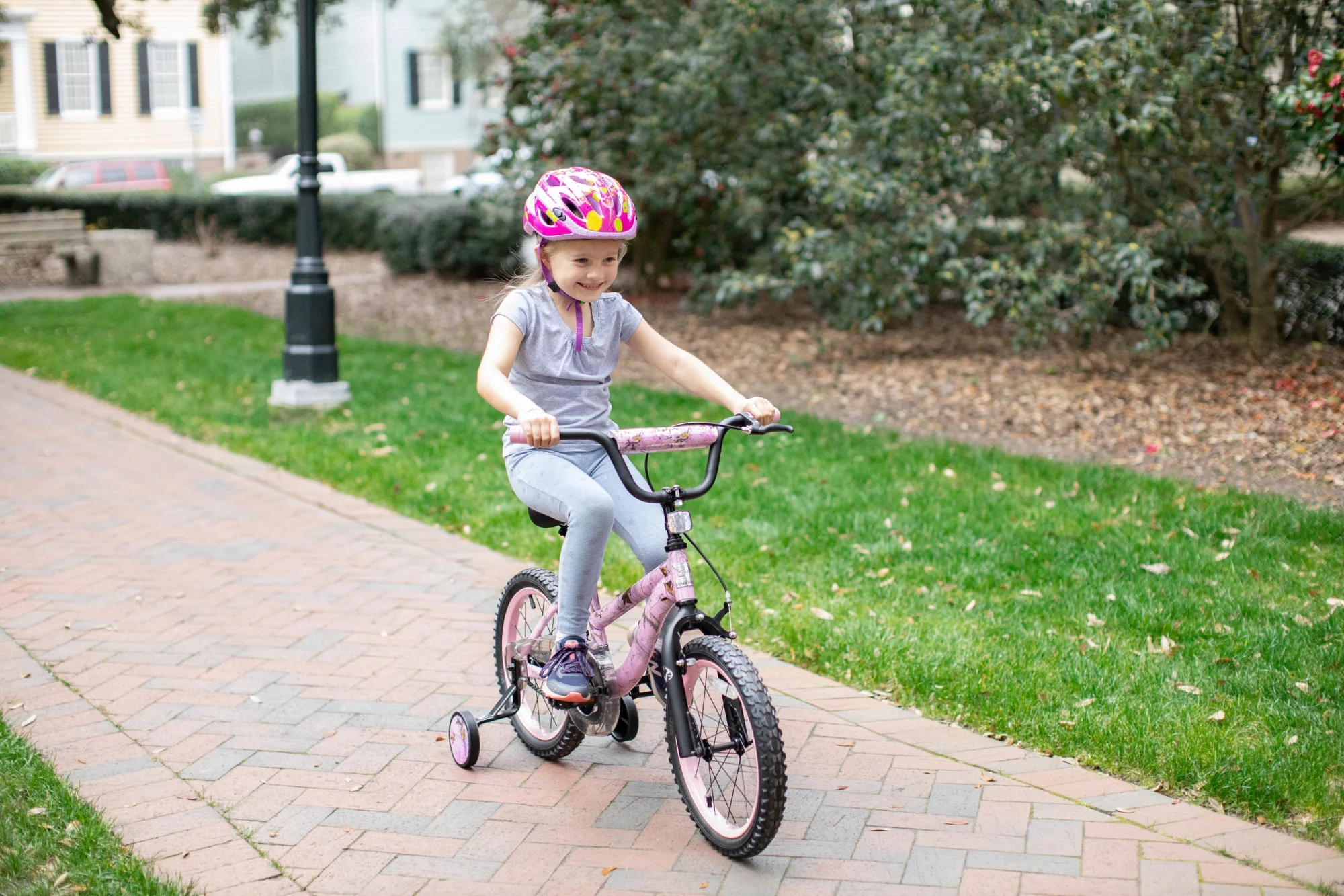 Dynacraft Realtree 16-Inch Girls BMX Bike For Age 5-7 Years - Womvr