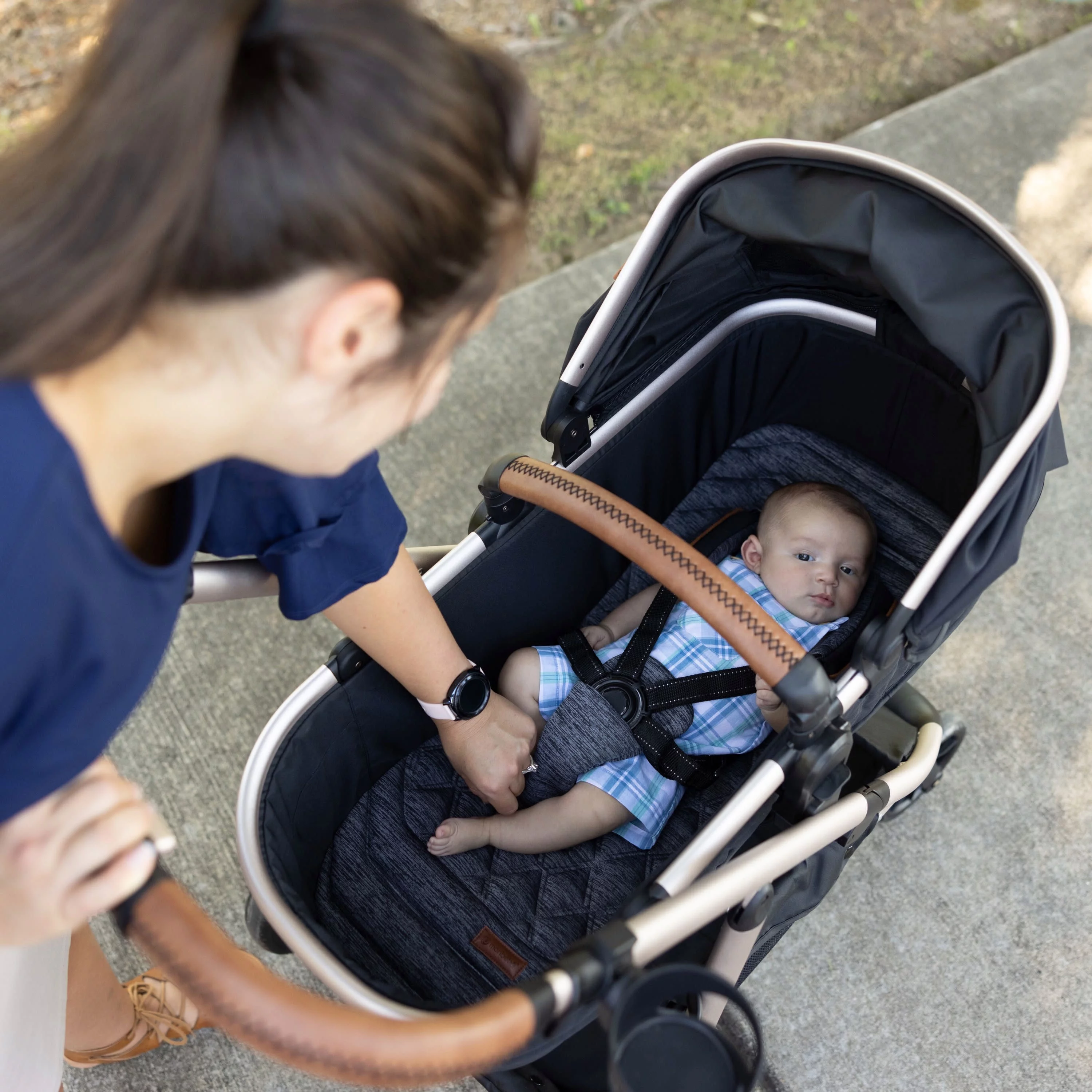Monbebe 6-in-1 Modular Travel System, Plaid - Womvr