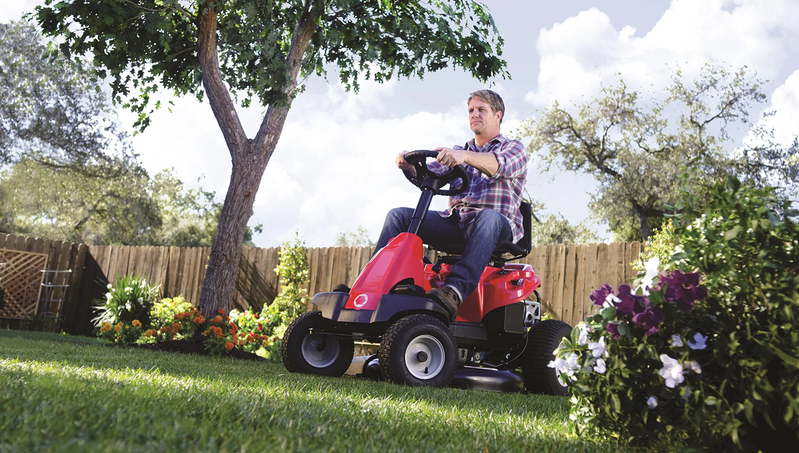Troy-Bilt TB30 30 in. Rear Engine Riding Mower with 6-speed Transmission 274102 - Womvr