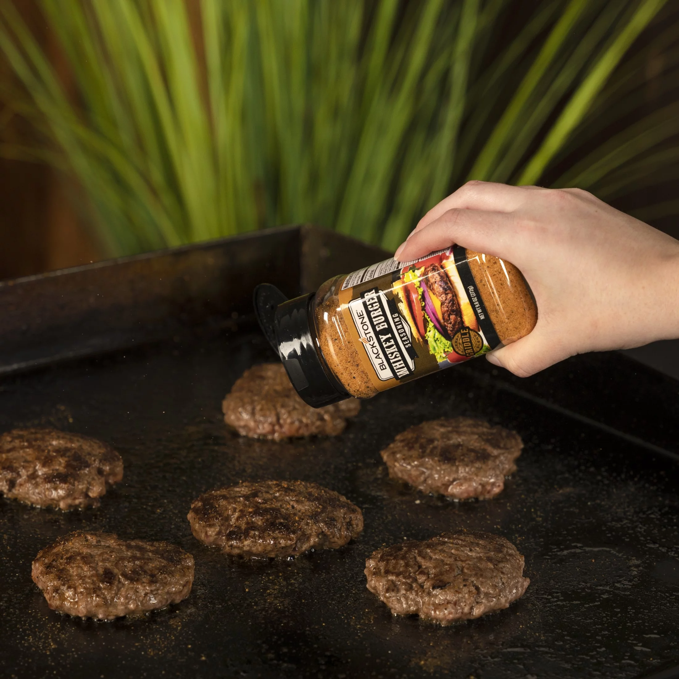 Blackstone Whiskey Burger Seasoning, 9.6 oz - Gluten-Free - Womvr