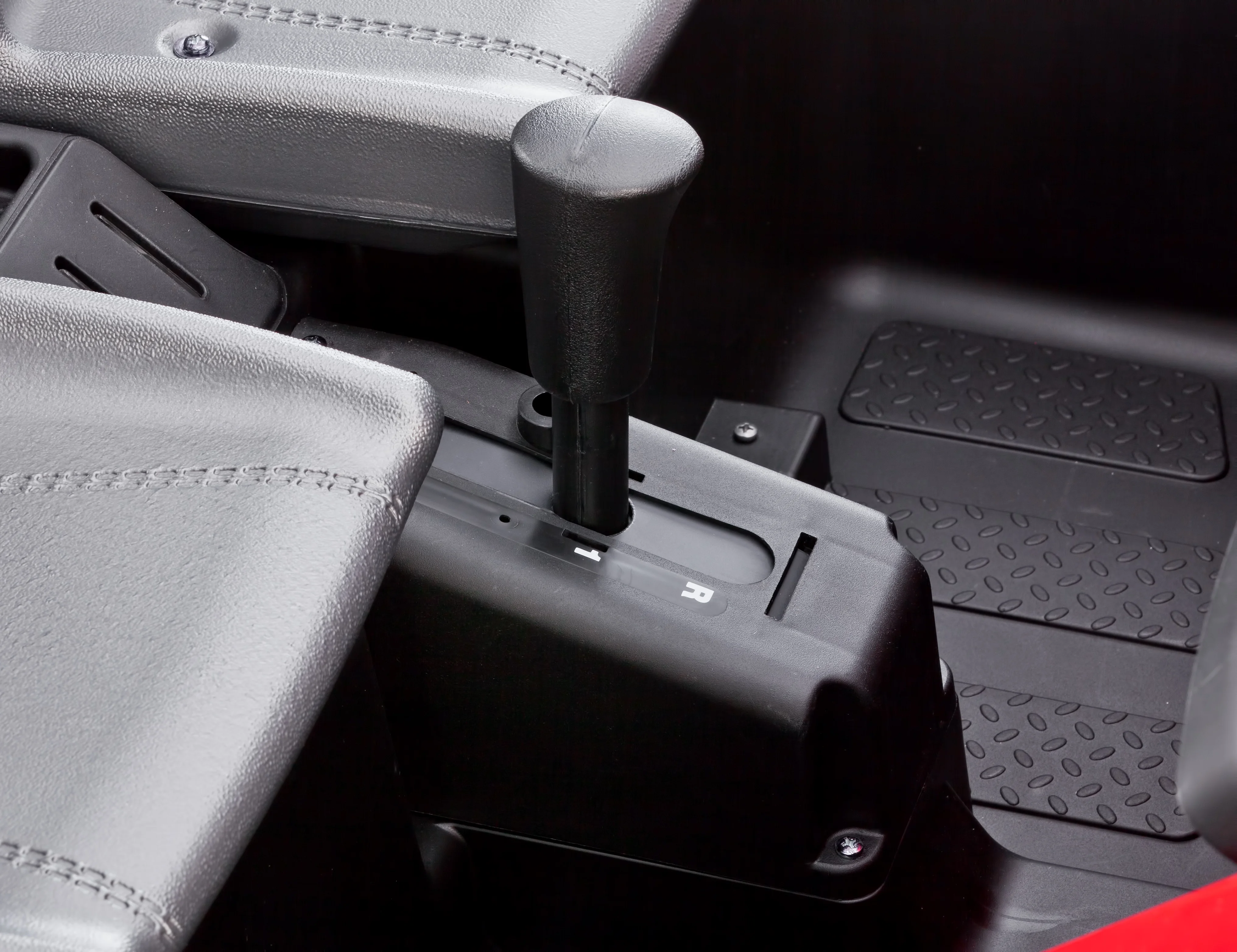 Peg Perego Polaris RZR 900 Gray 12 Volt Ride-on Toy - Womvr