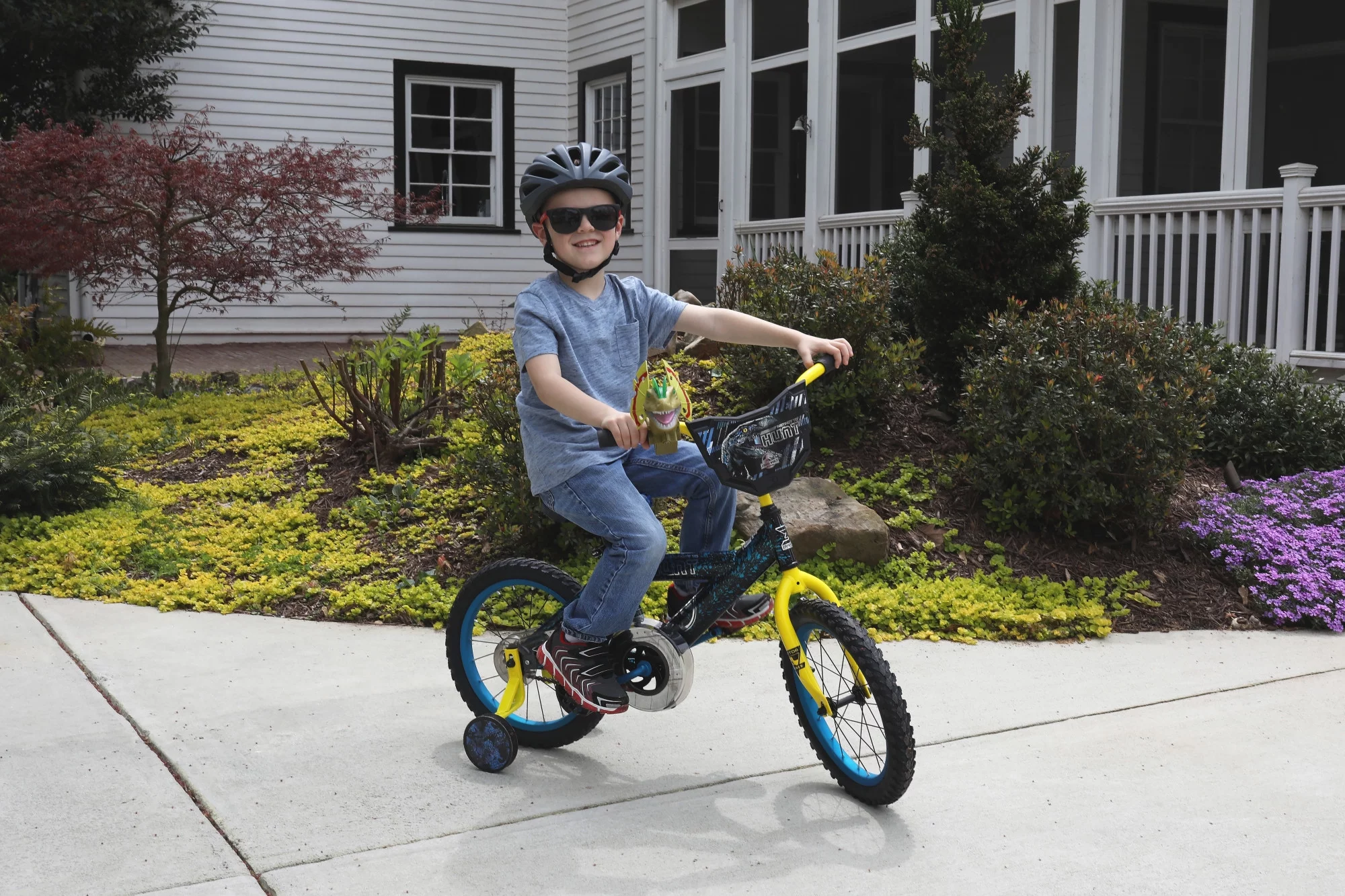 Dynacraft Jurassic World 16-Inch BMX Bike For Age 5-7 Years - Womvr