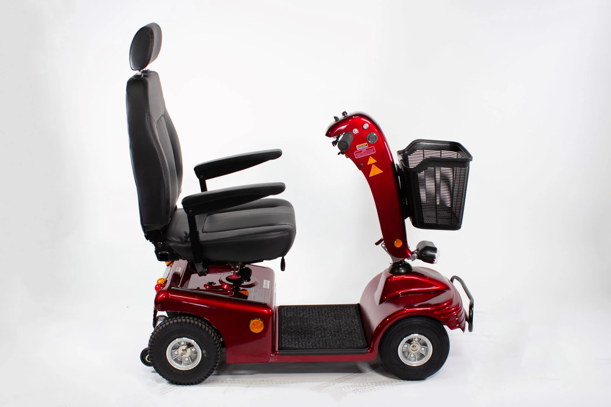 Shoprider Sunrunner 4 Scooter With 300 lb Capacity And Swivel Seating Burgundy - Womvr