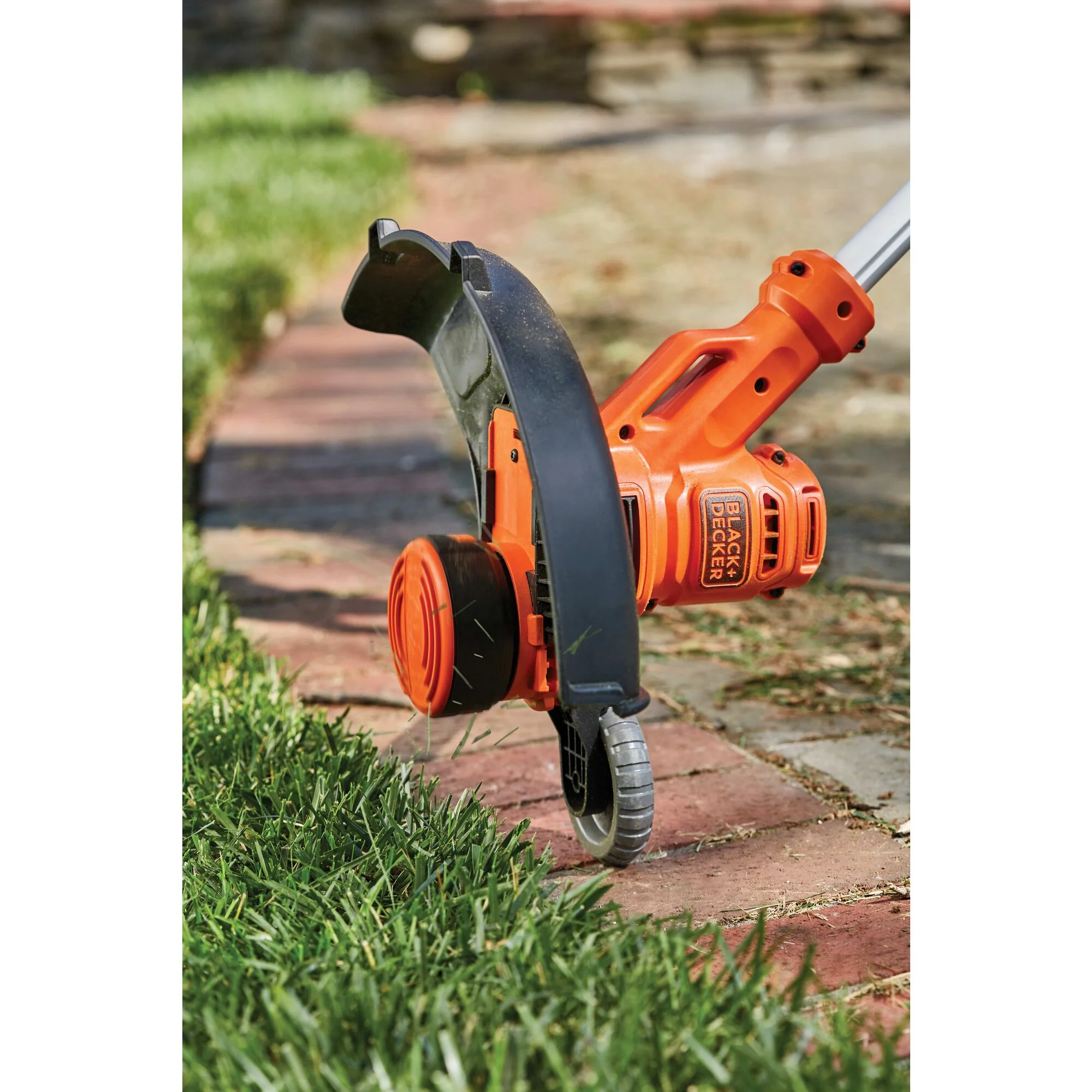 BLACK+DECKER String Trimmer With Auto Feed, Electric, 6.5-Amp, 14-Inch, (BESTA510) - Womvr