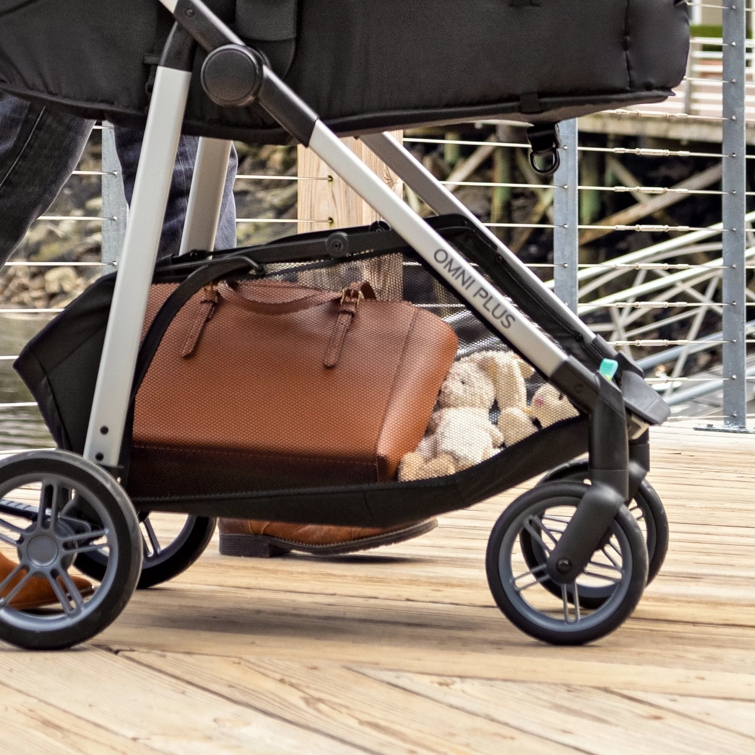 Evenflo Omni Plus Modular Travel System with LiteMax Sport Infant Car Seat, Mylar Gray, Unisex - Womvr