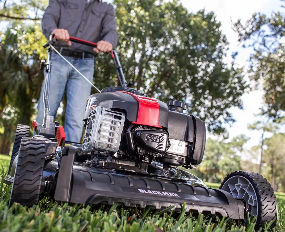 Black Max 21-inch 125cc Gas Push Mower with Briggs & Stratton Engine (Assembled Product Weight 46.9 lb; 22.10-inch Height) - Womvr