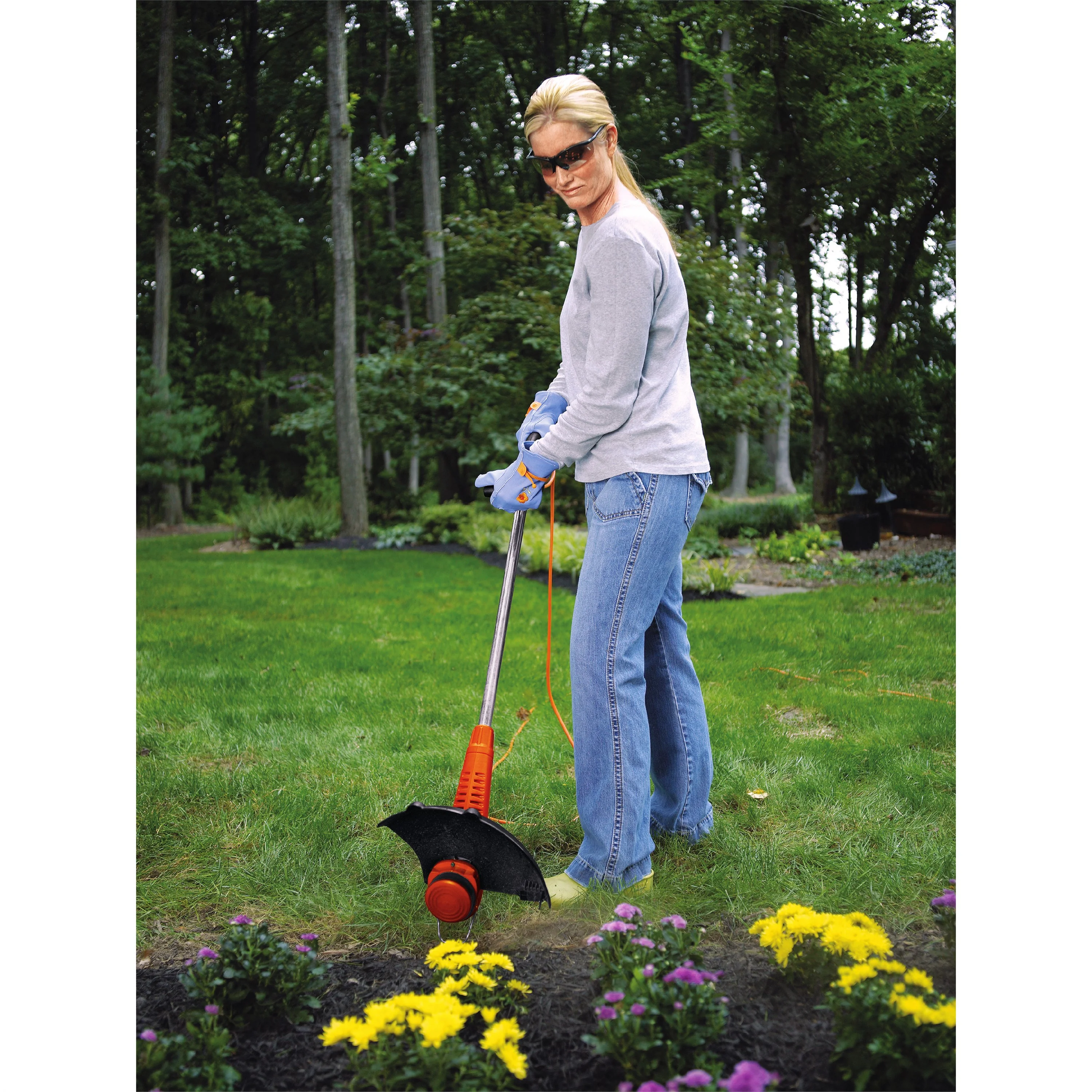 BLACK+DECKER ST7700 4.4 Amp 13-Inch 2-N-1 Electric AFS String Trimmer / Edger - Womvr
