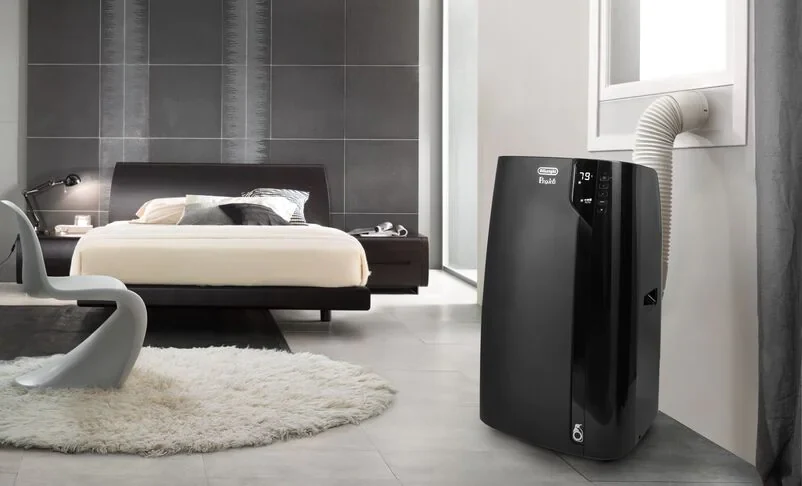 DeLonghi | PACEX370LN | Portable Air Conditioner: 12,000 BTU/h, black - Womvr