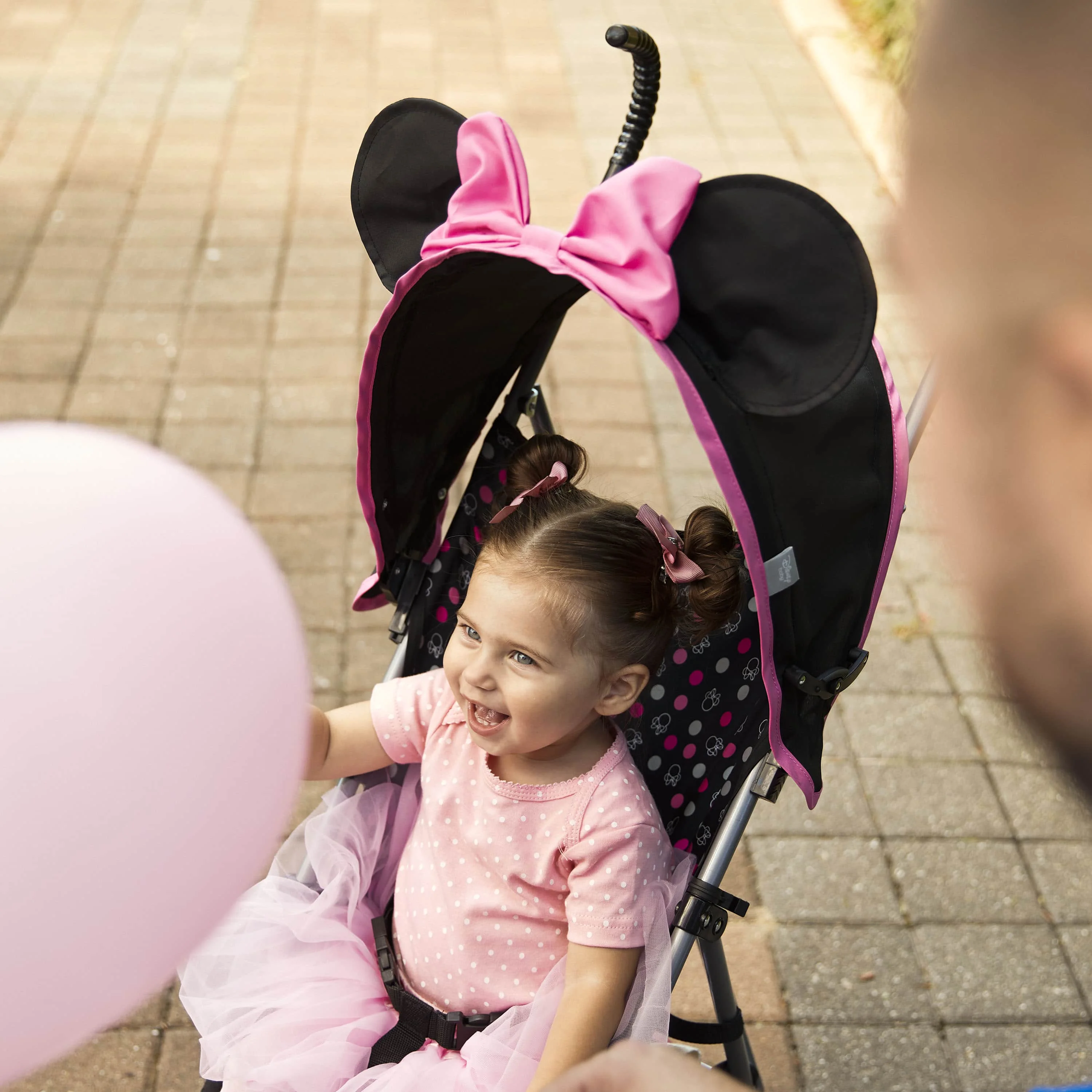 Disney Baby Comfort Height Character Umbrella Stroller with Basket, Modern Minnie - Womvr