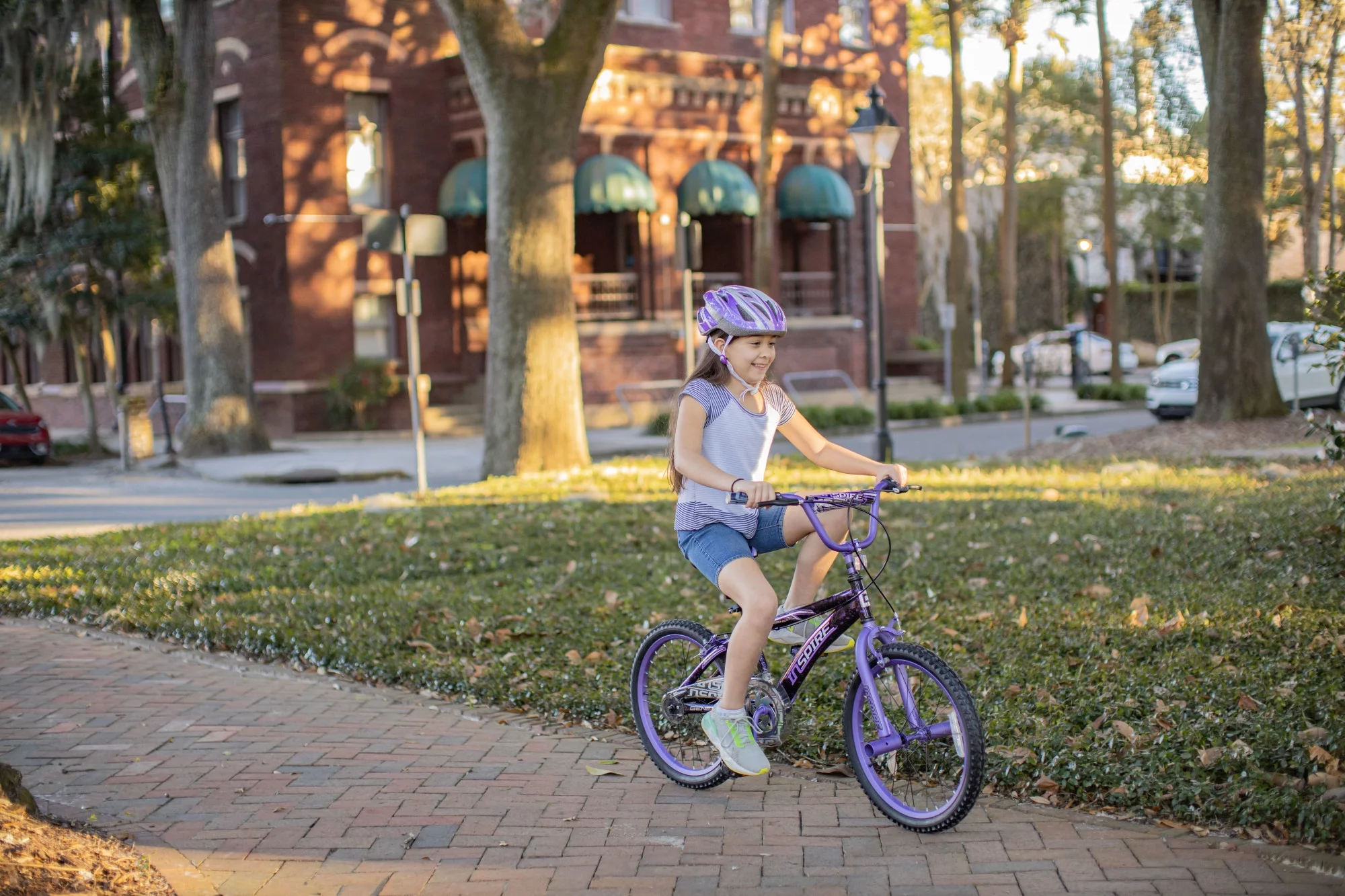 Dynacraft Genesis 20-Inch Girls BMX Bike For Age 7-14 Years - Womvr