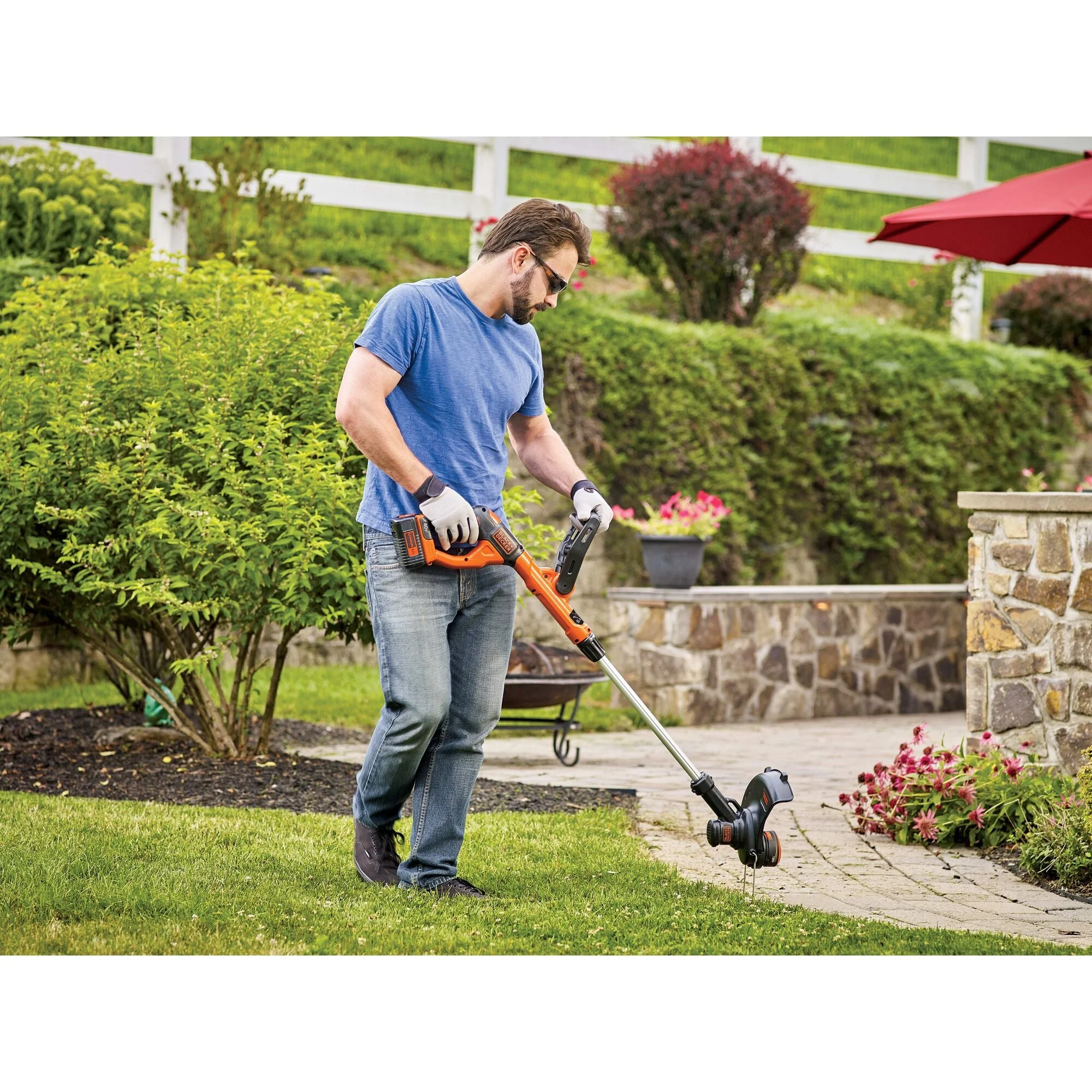 BLACK+DECKER 40V MAX* Lithium String Trimmer, (LST140C) - Womvr