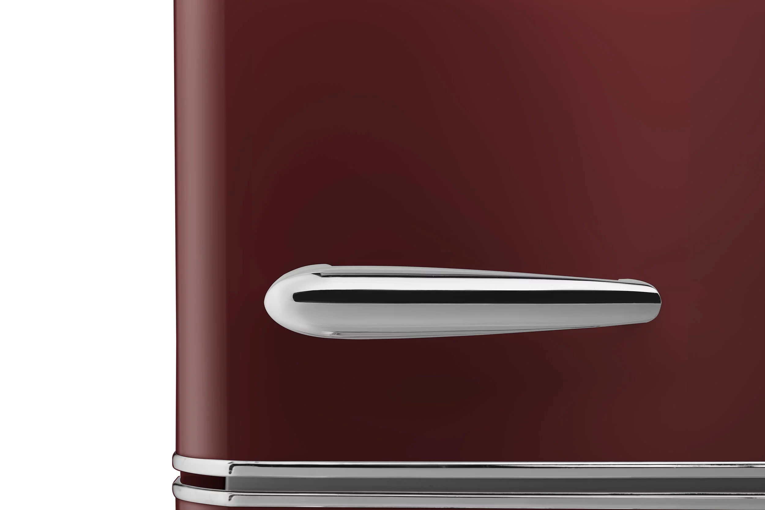 iio 7 cu. ft. Retro refrigerator with bottom freezer - Womvr