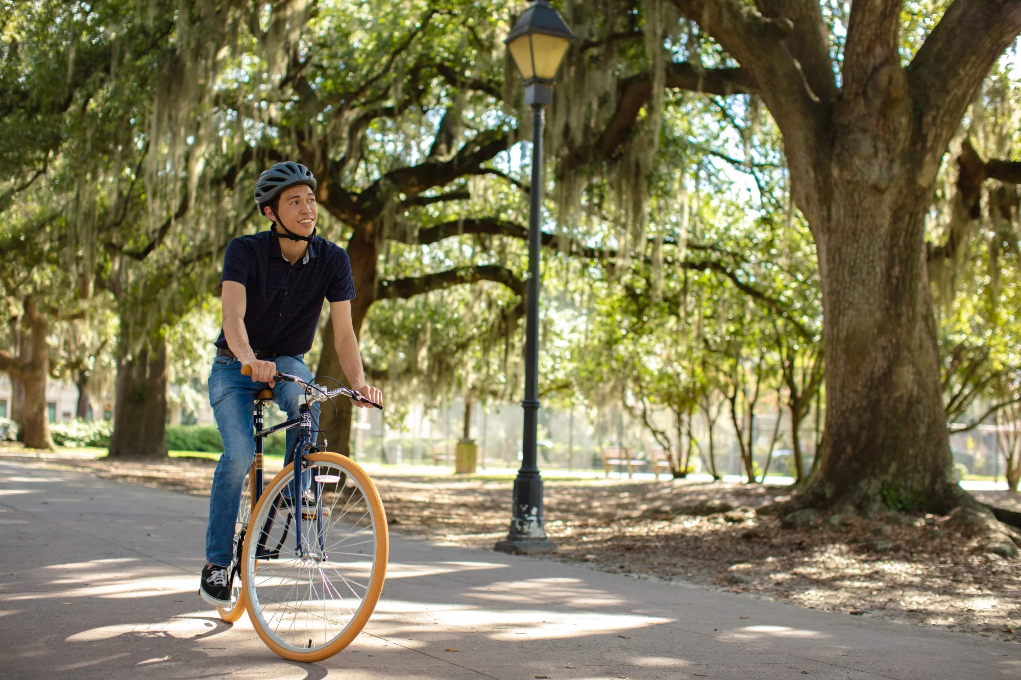 Dynacraft Dynacraft 700-Inch Mens Hybrid Bike For Age 12-99 Years - Womvr