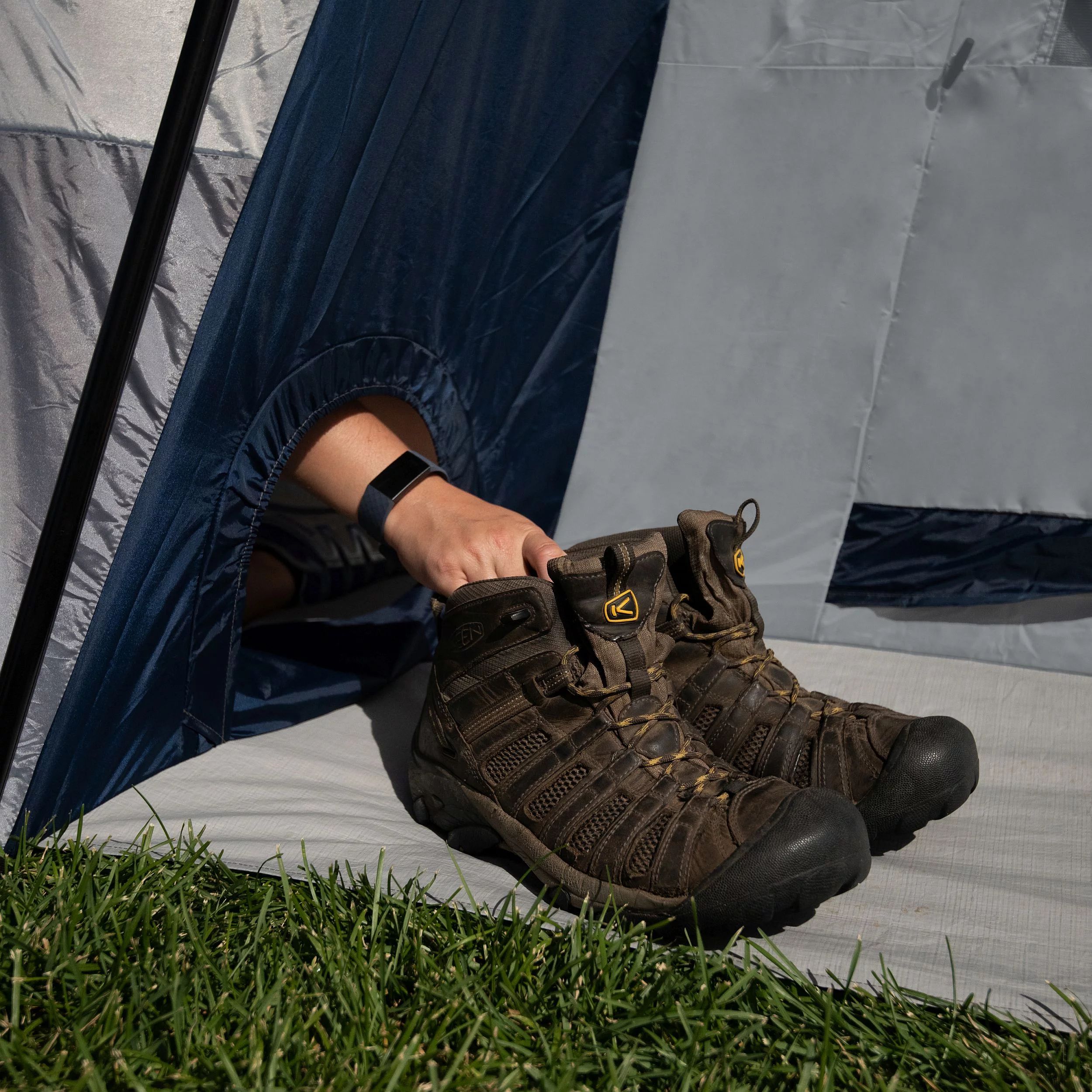 Ozark Trail 10-Person Cabin Tent, with 3 Entrances - Womvr