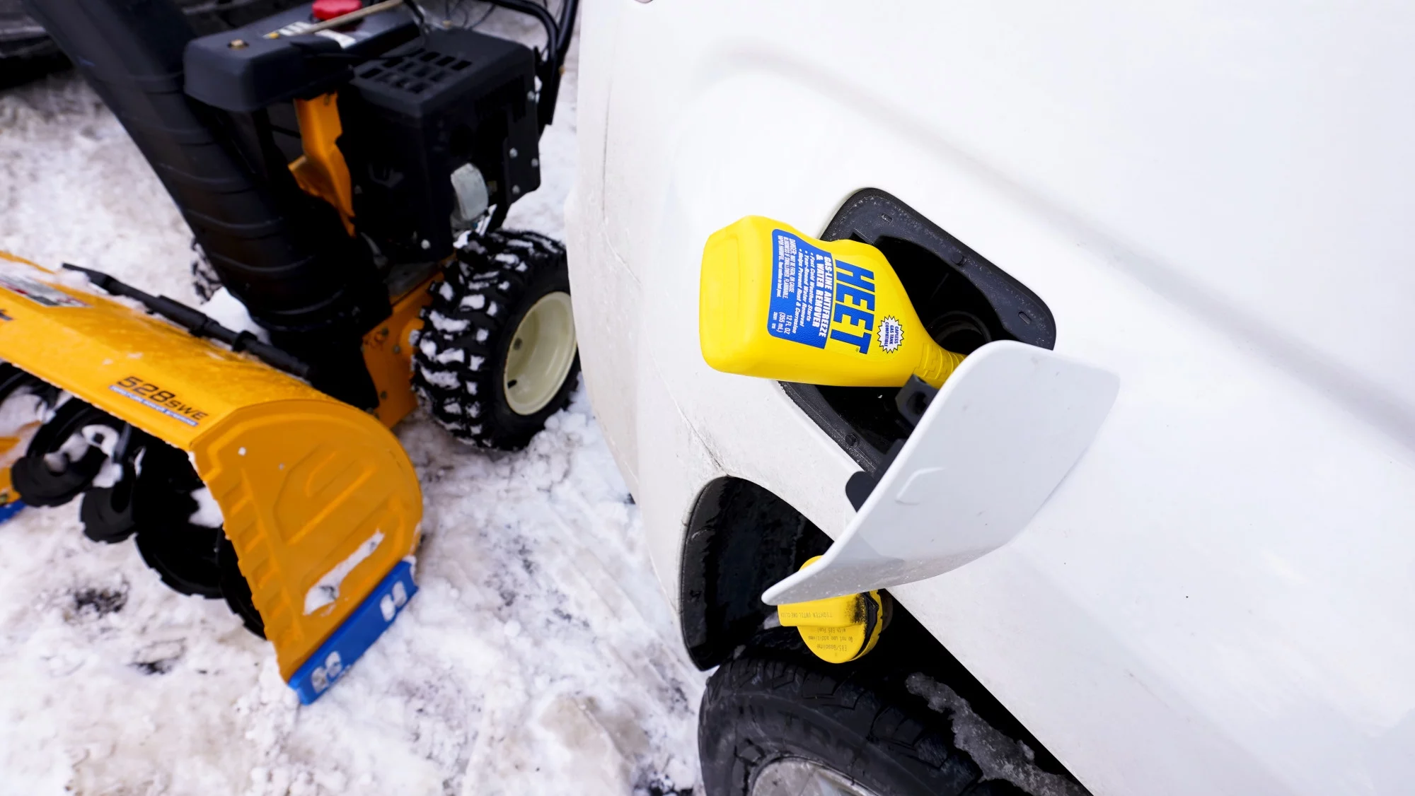 HEET Gas-Line Antifreeze & Water Remover (Pack of 4) (28205) - Womvr