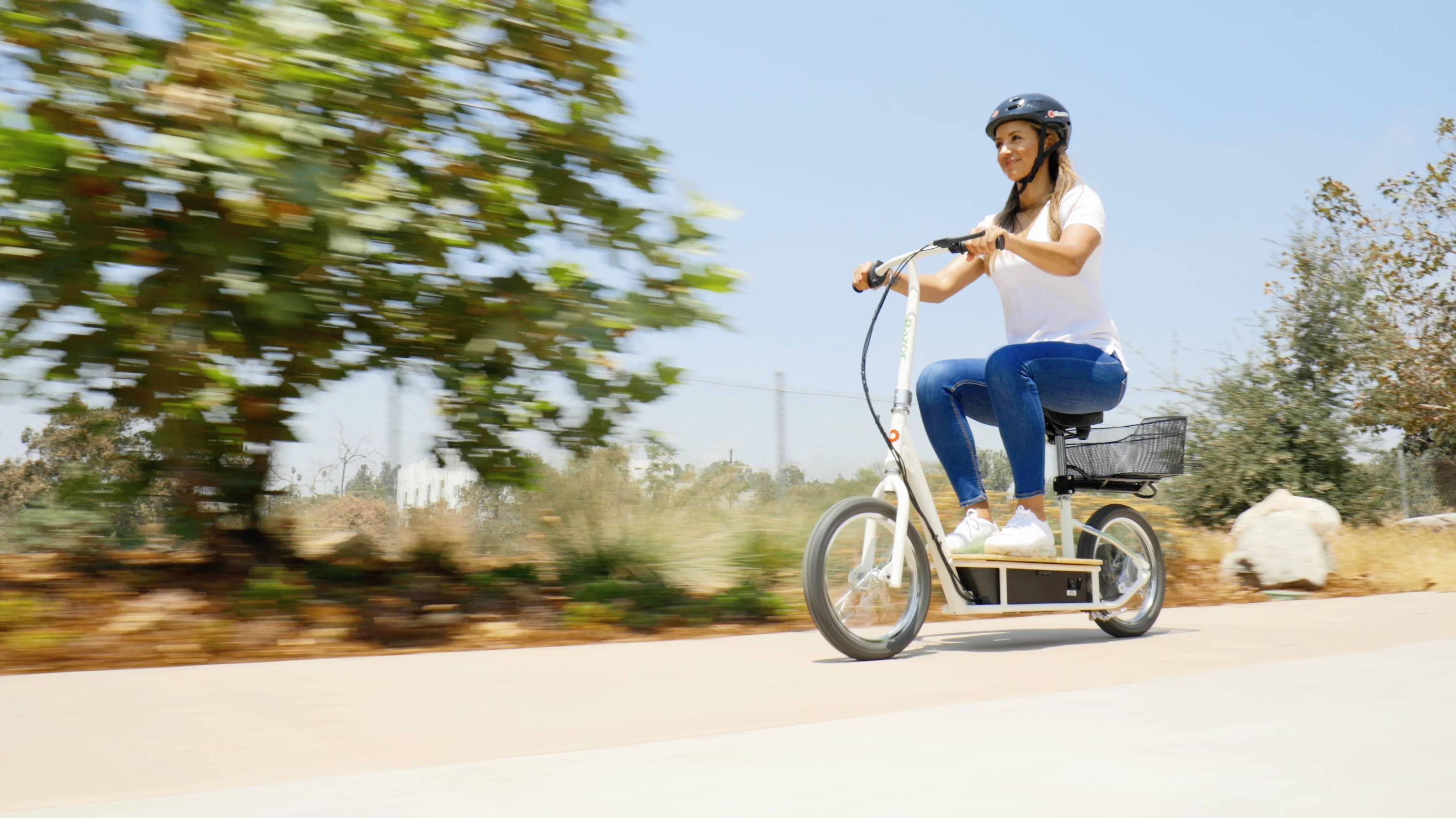 Razor EcoSmart Metro 36V 500W Seated Electric Scooter, for Teens and Adults 16+ up to 220 lbs - Womvr