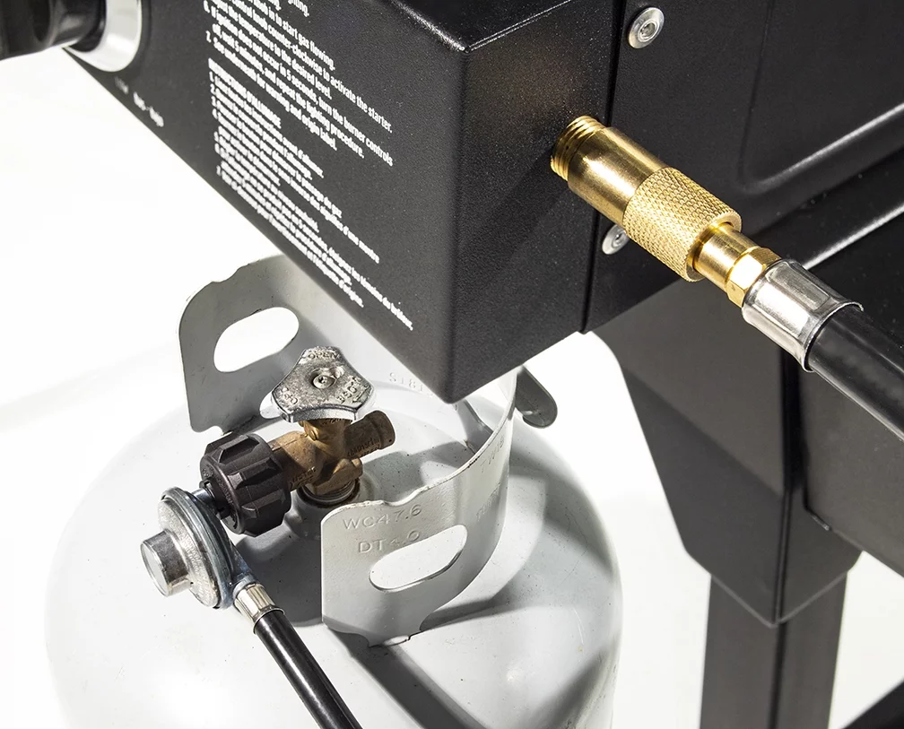 Blackstone 3 ft Rubber Propane Griddle Adapter Hose Tool with Regulator, 1-Piece - Womvr