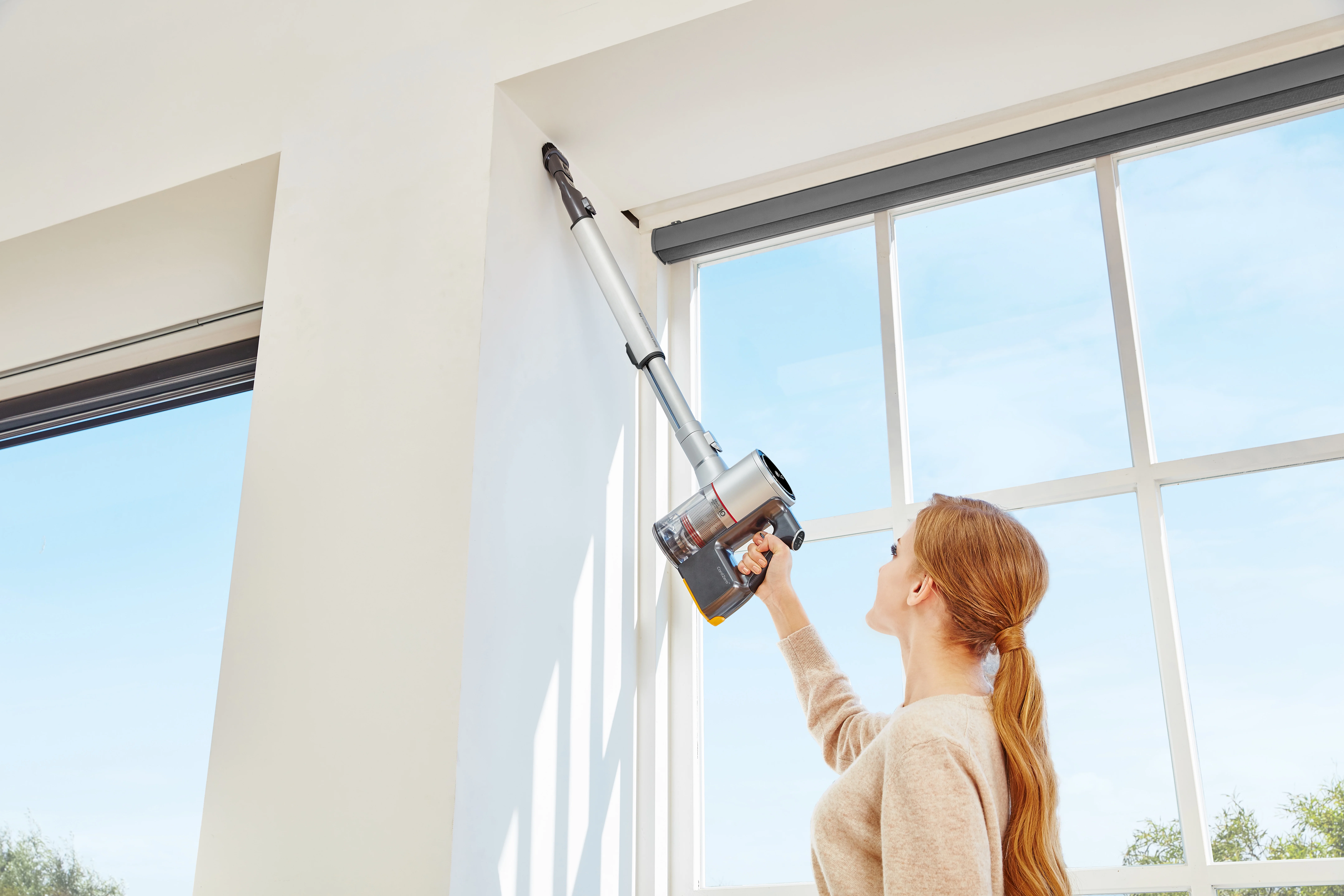 Restored LG CordZero A9 Cordless Stick Vacuum Cleaner for Carpets, Hard Floors and Pet Hair - A906SM (Refurbished) - Womvr